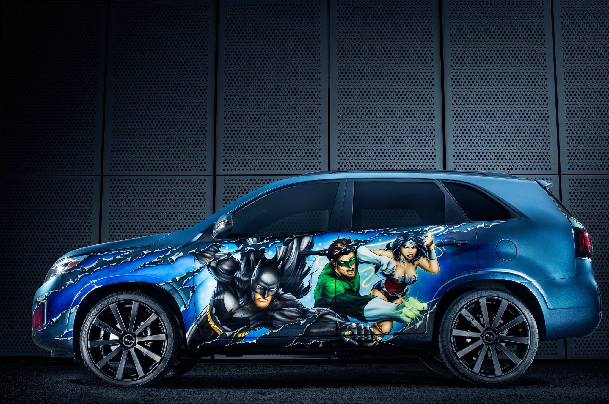 2014 Kia Sorento Justice League car wrap HD Wallpaper