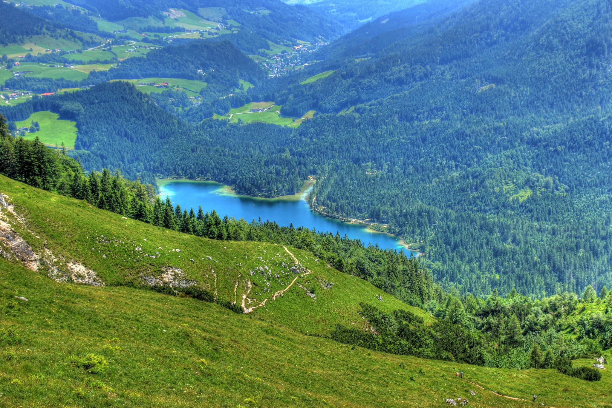Lake in Ramsau bei Berchtesgaden, Bavaria, Germany HD Wallpaper