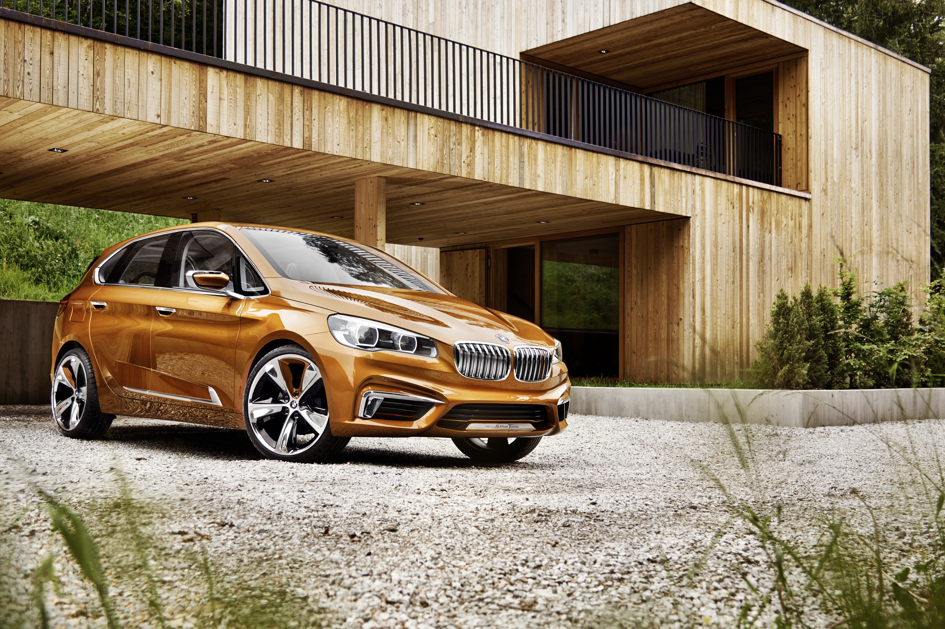 BMW 2013 Concept Active Tourer Outdoor HD Wallpaper