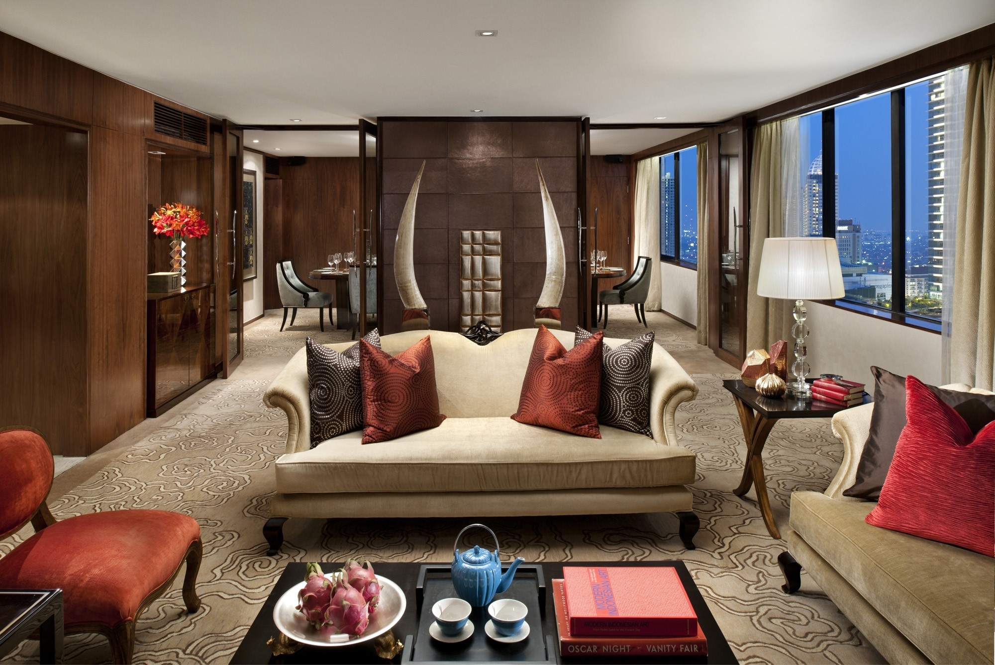 Luxurious living room with city view at night HD Wallpaper