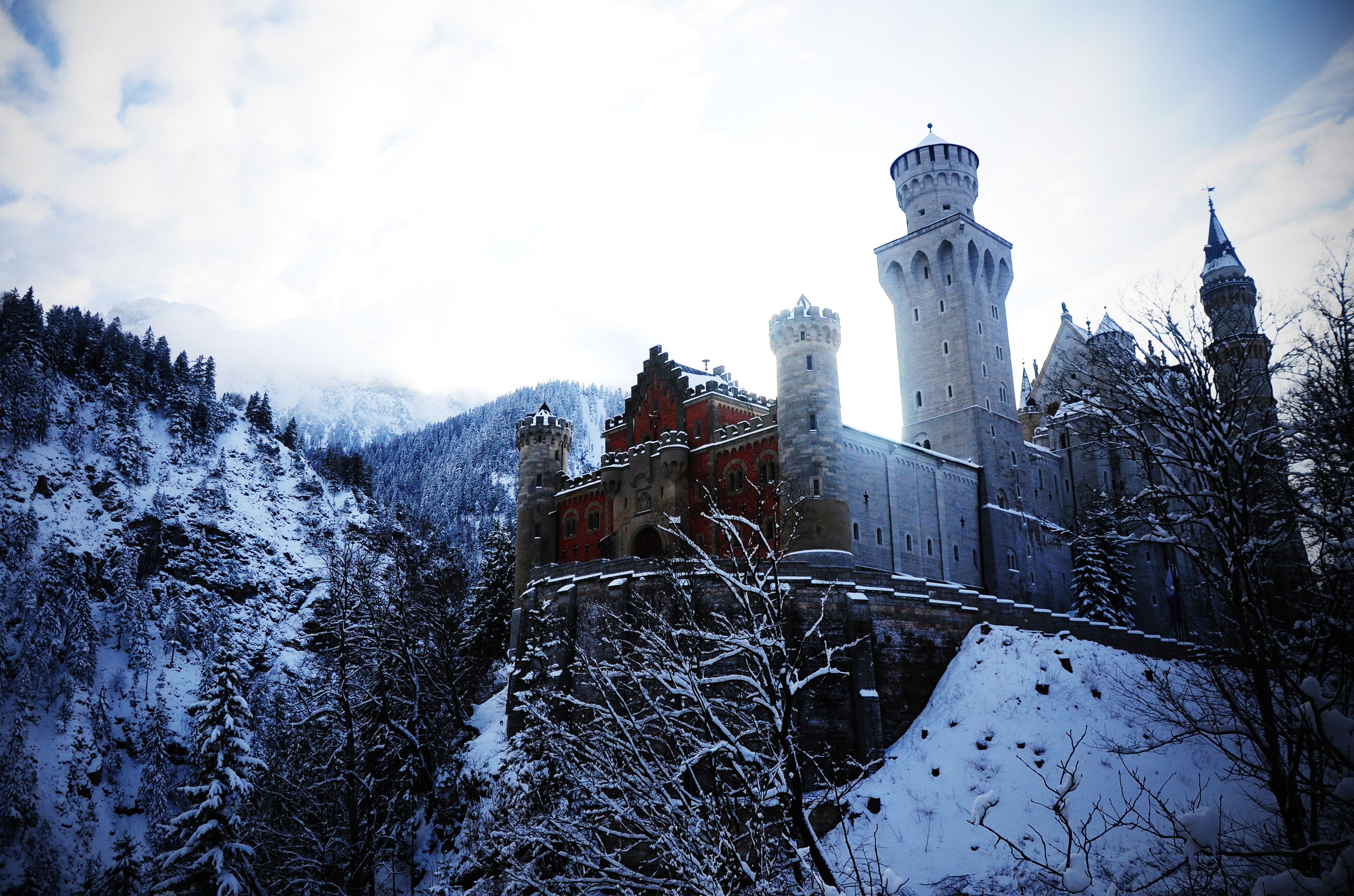 4K Neuschwanstein Castle in Winter Snow, Germany HD Wallpaper