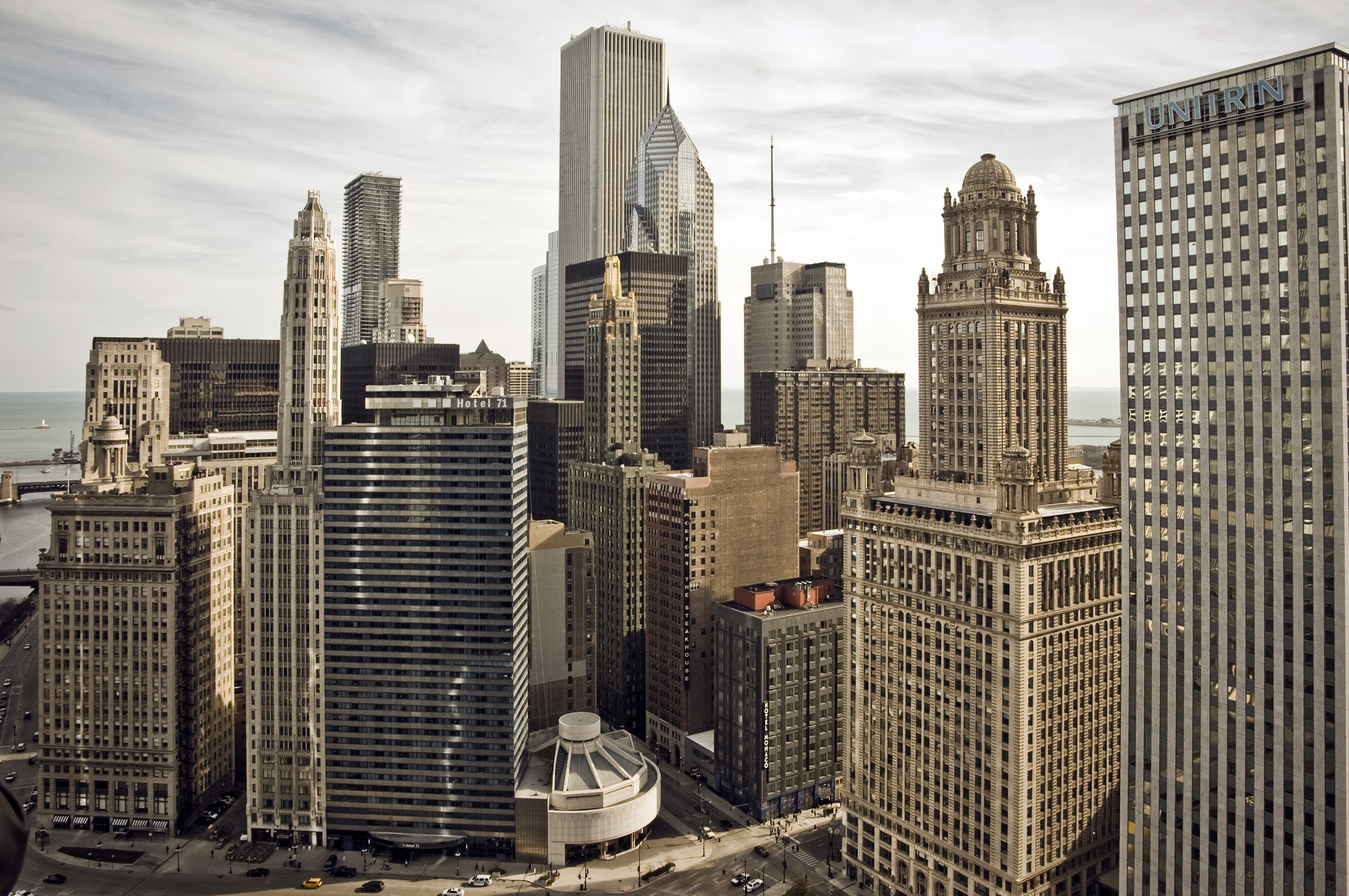 Chicago City Skyline with Skyscrapers HD Wallpaper
