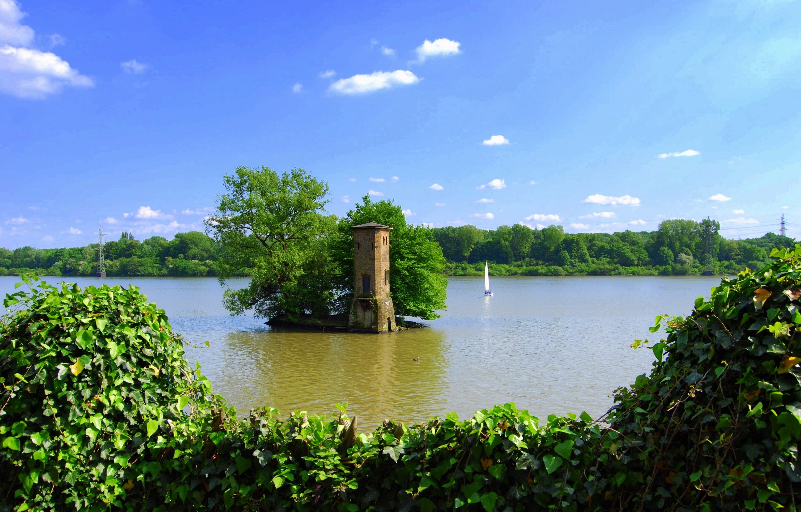 Ruined tower on an island in a river near Arnsberg, Germany HD Wallpaper