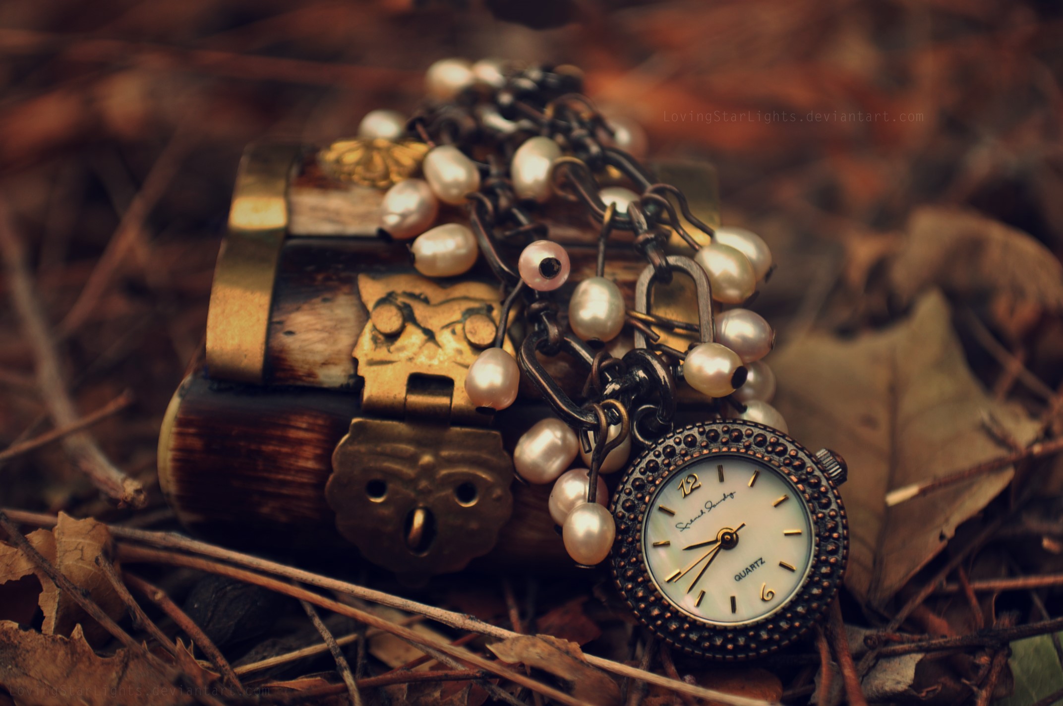 Steampunk pocket watch with pearls on a wooden box HD Wallpaper