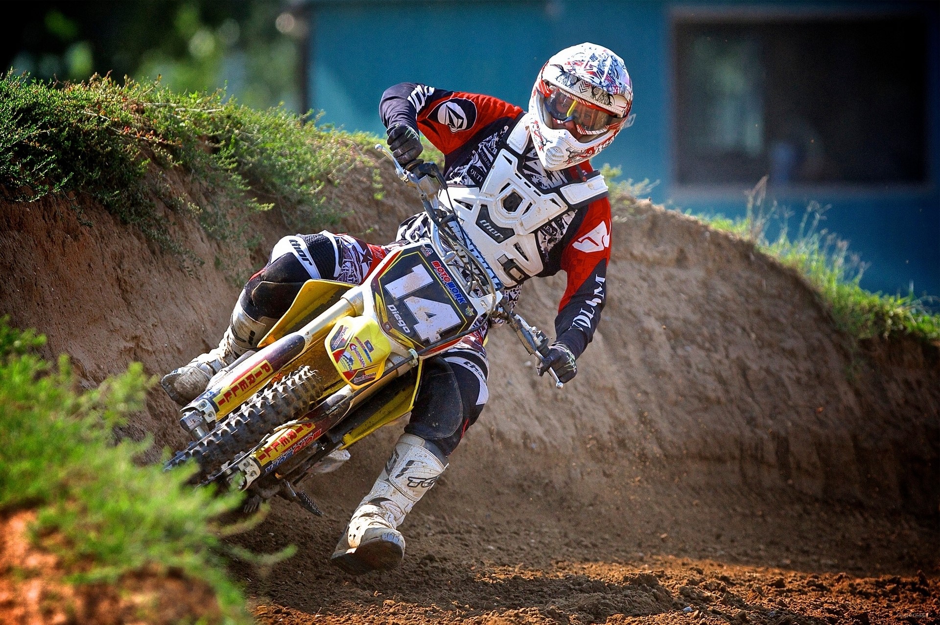 Motocross Rider #14 on Suzuki Motorcycle HD Wallpaper