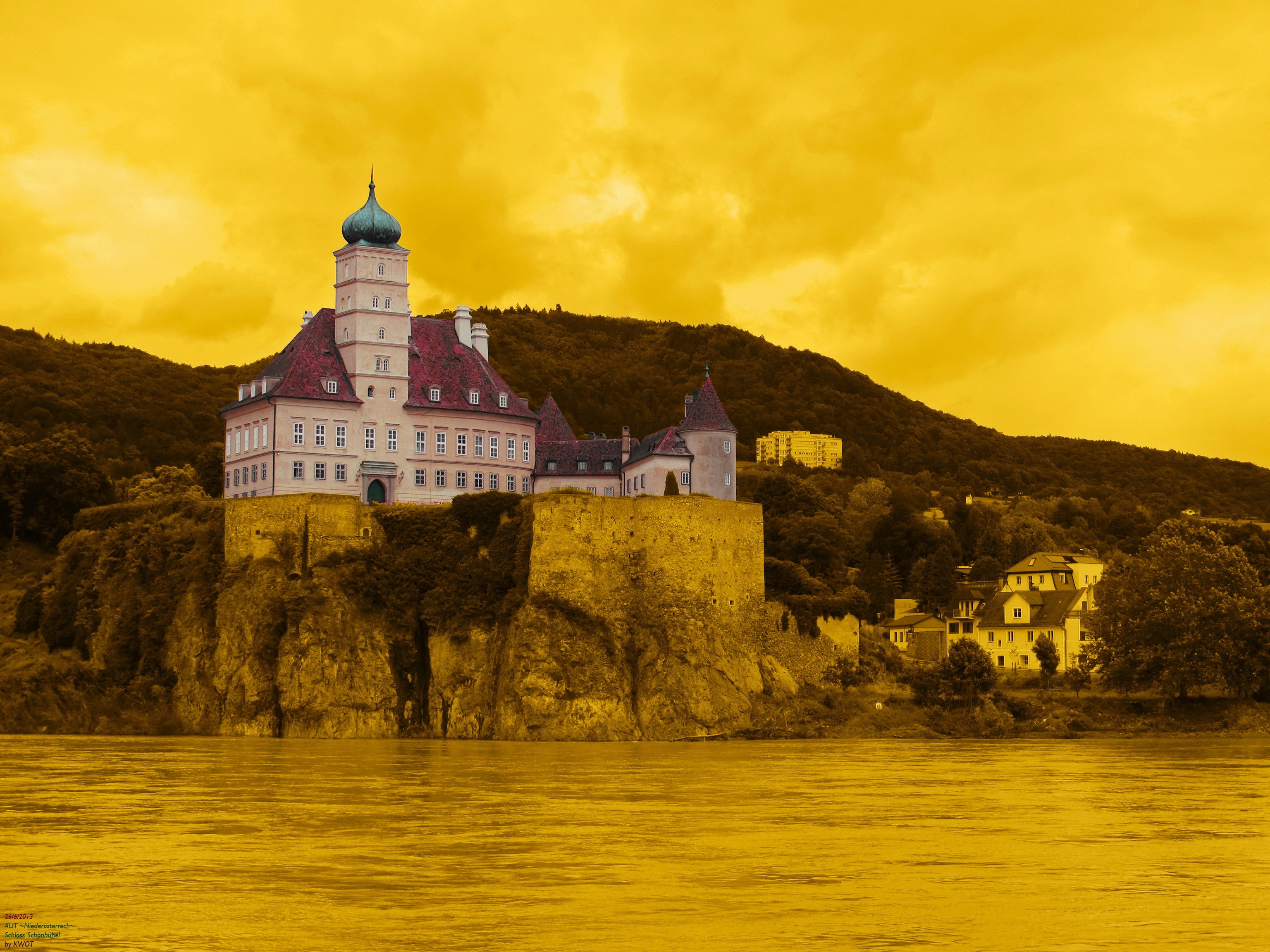 Schoenbuehel Castle on a cliff overlooking a river in Austria HD Wallpaper