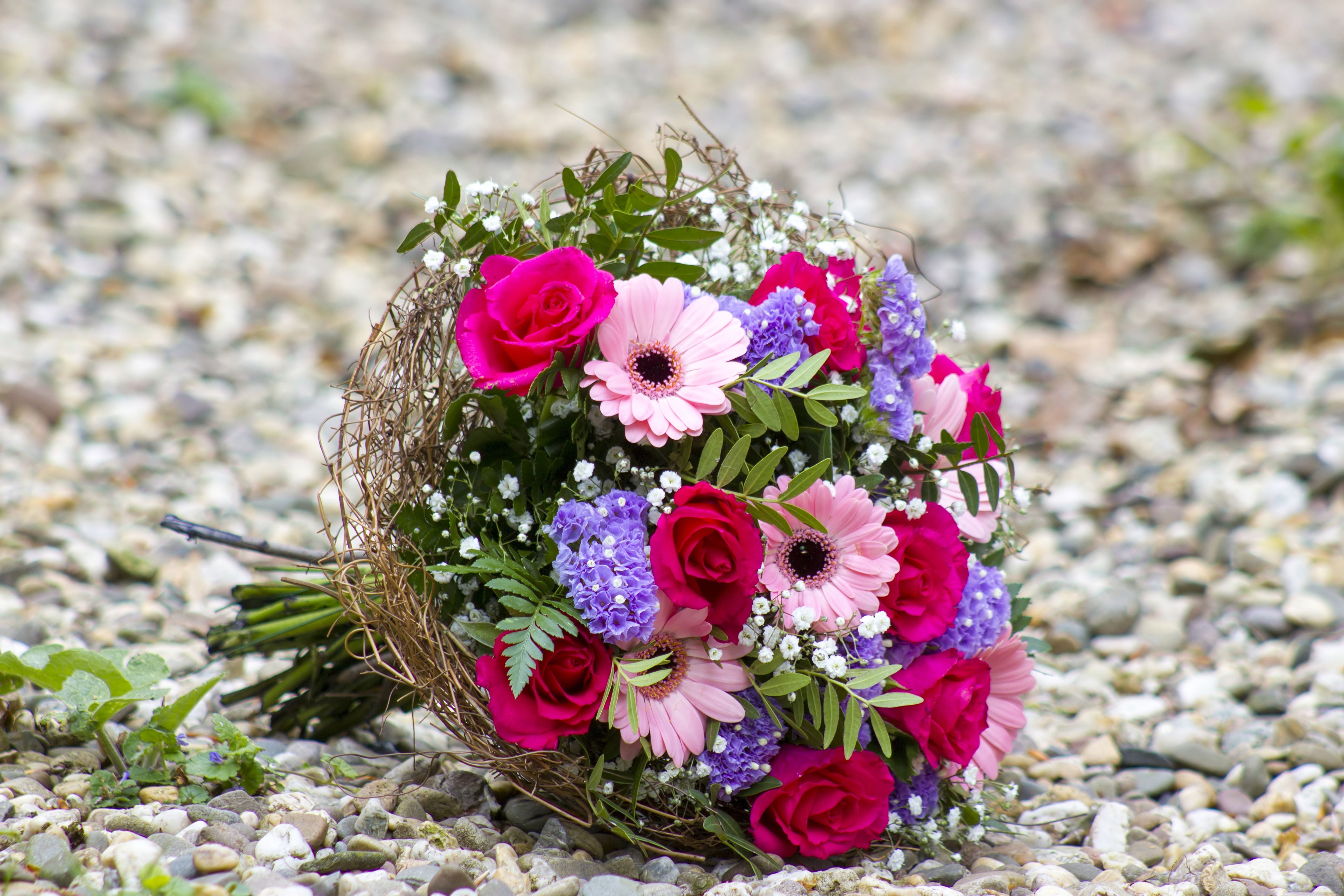Bouquet of Roses and Gerberas HD Wallpaper