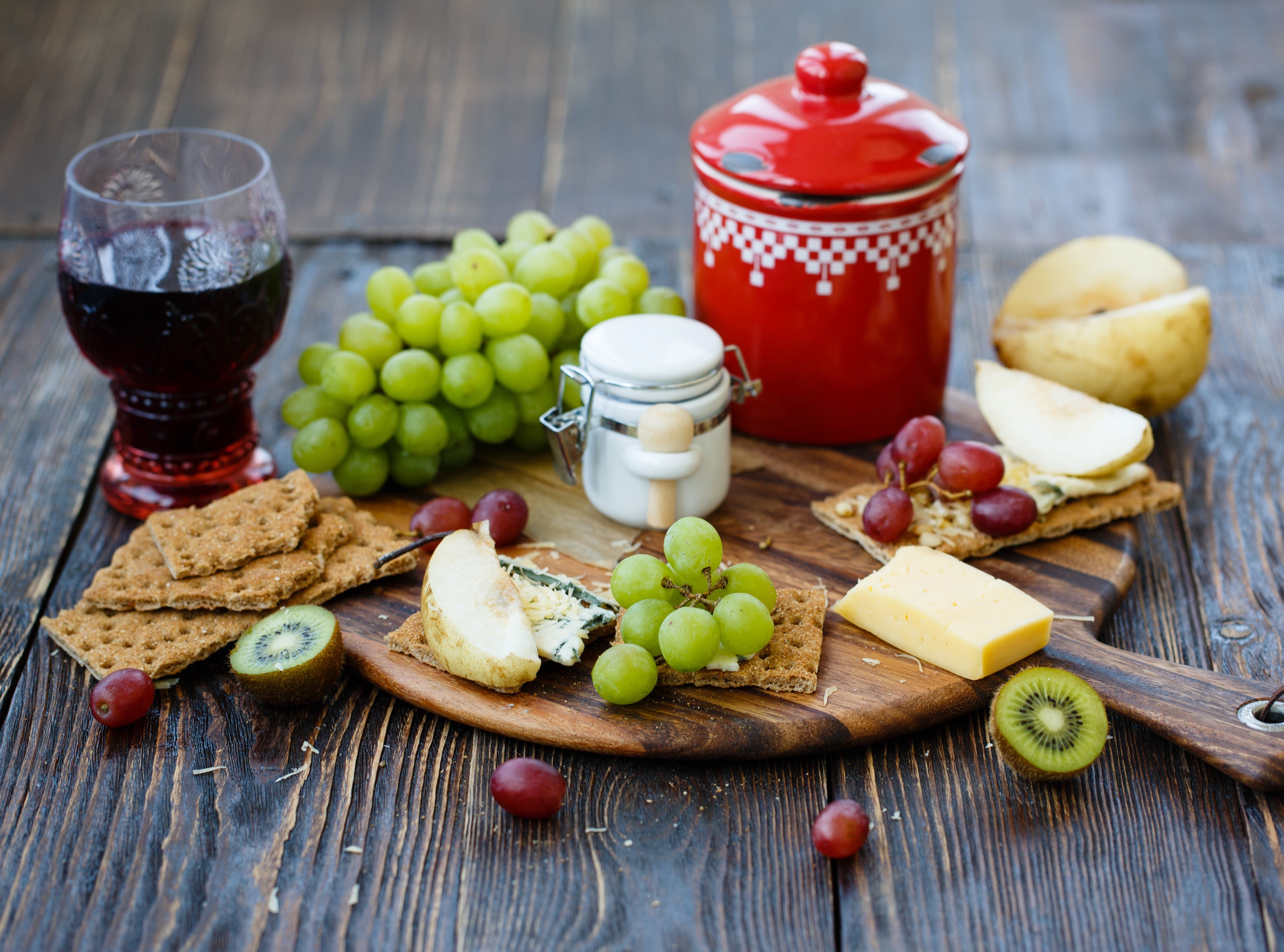 Still-life with Grapes, Cheese, and Wine HD Wallpaper
