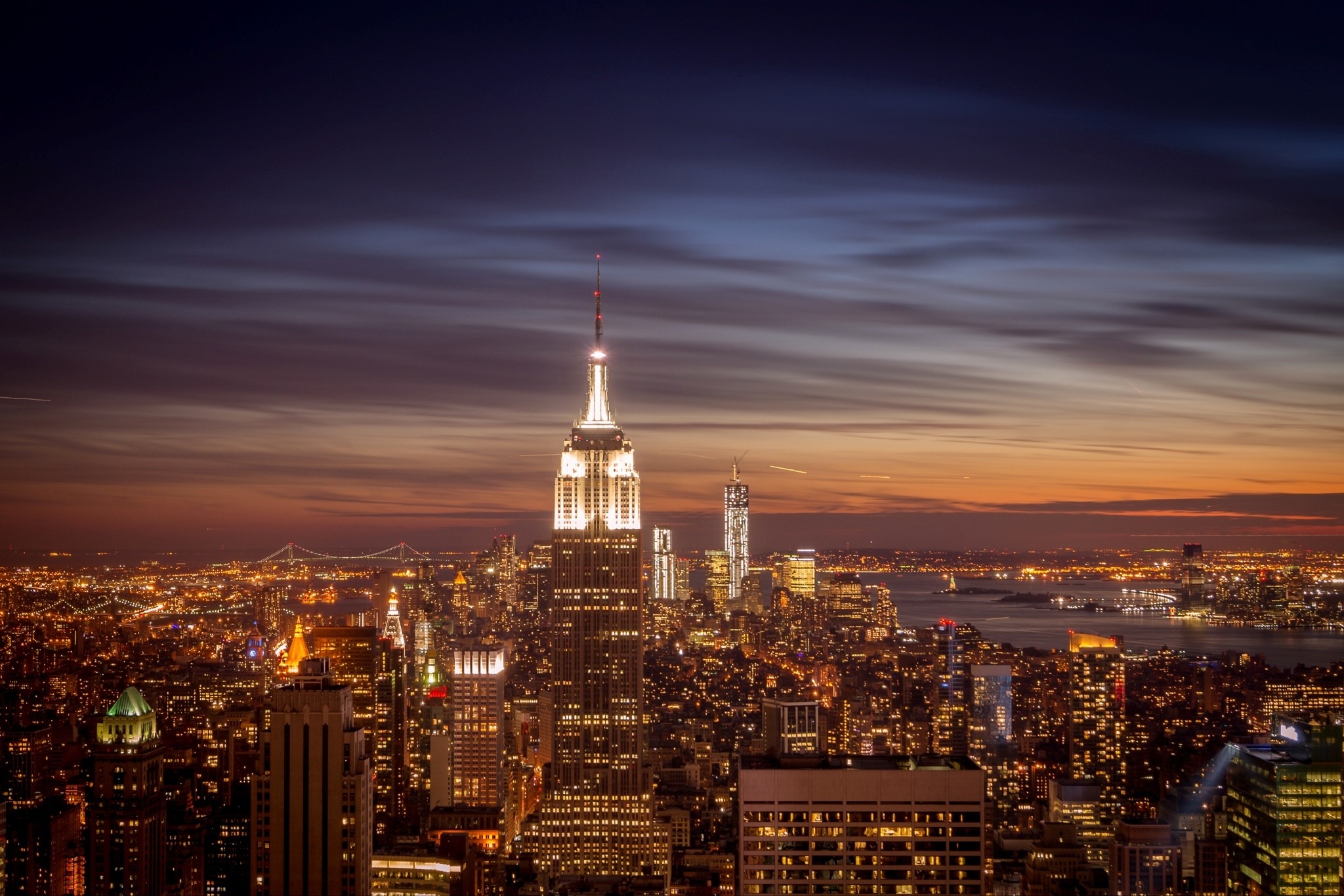 Empire State Building at Night in New York City HD Wallpaper