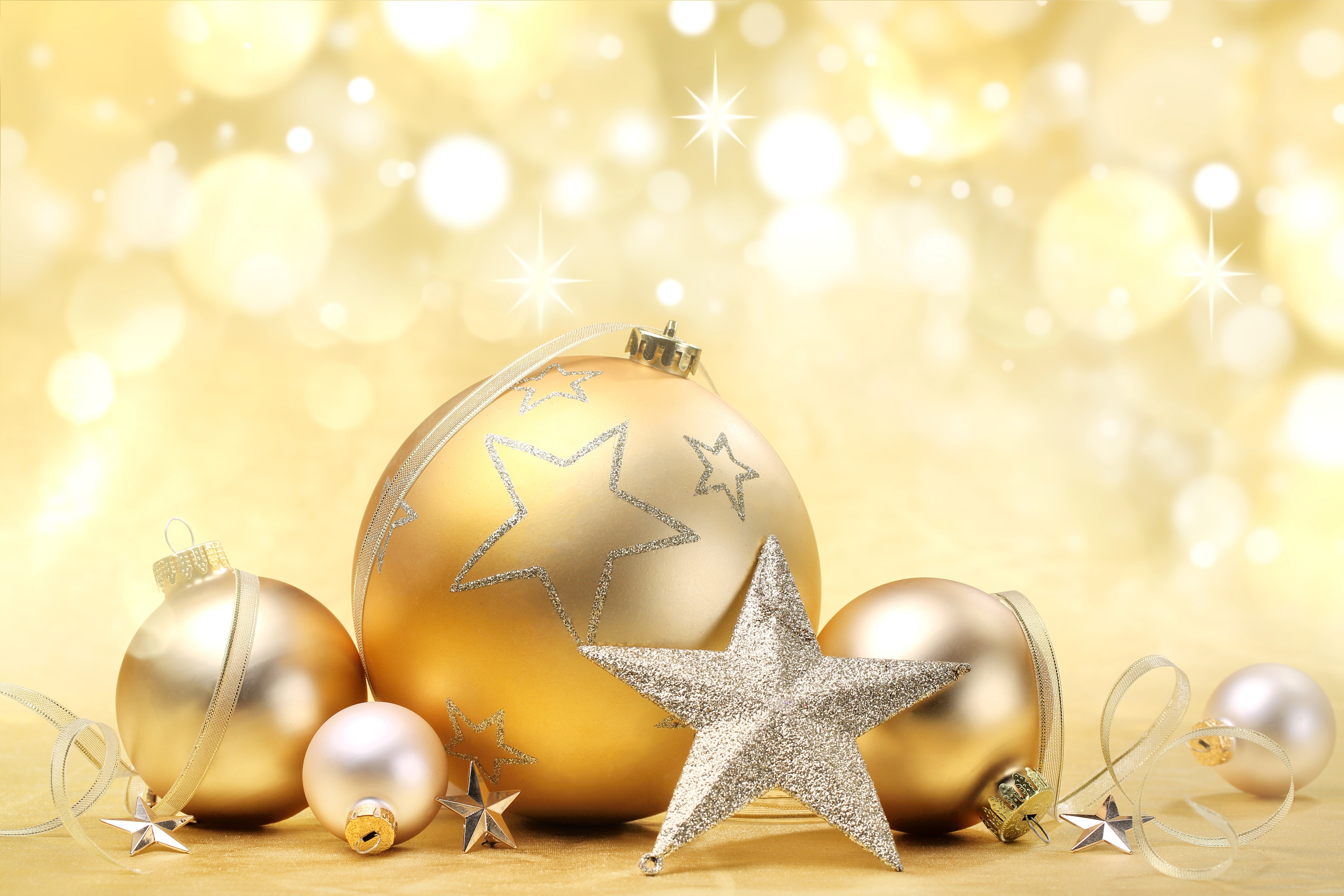 Christmas Ornaments and Stars in Gold HD Wallpaper