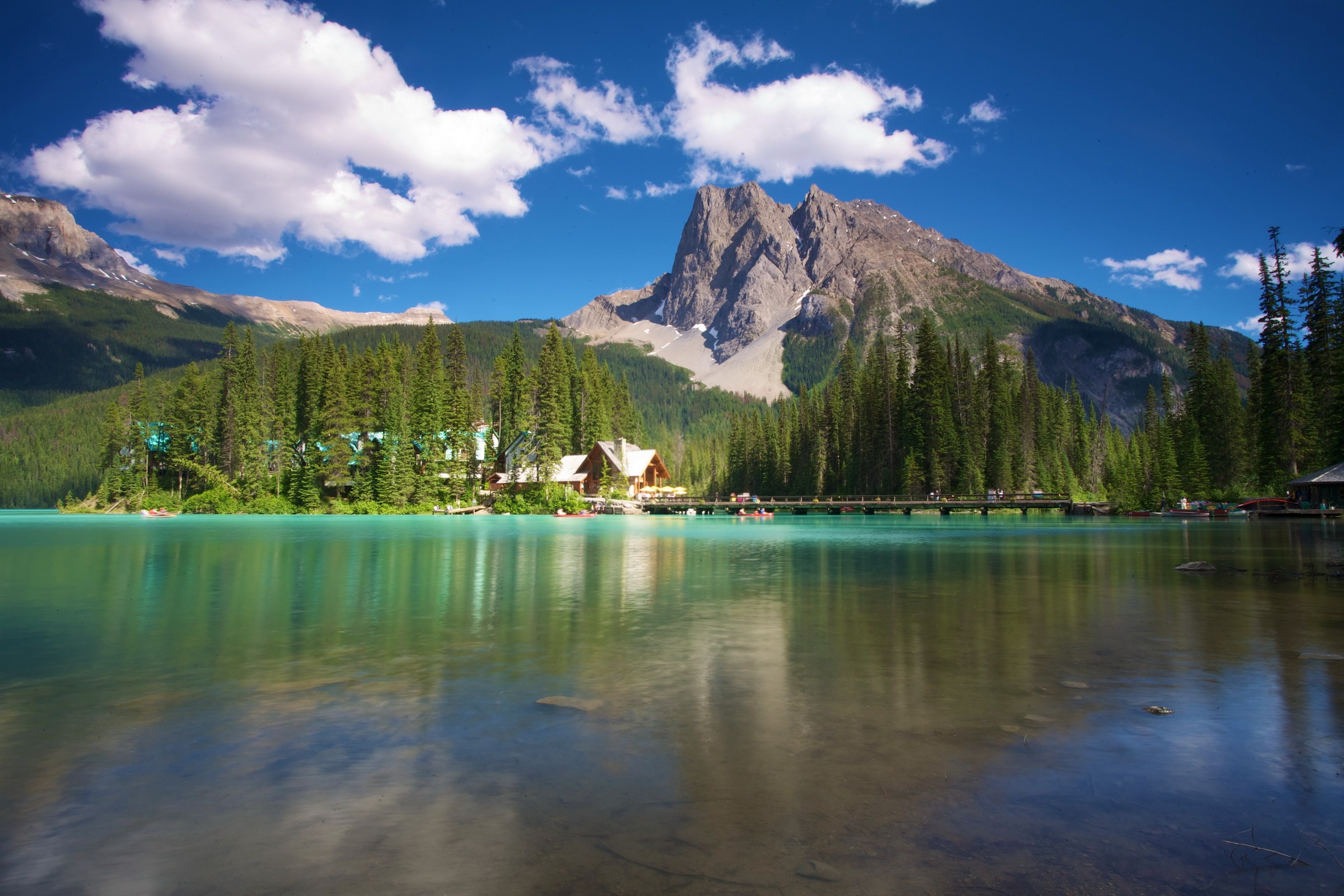 Emerald Lake Yoho National Park Canada Mountains Water Scenery HD Wallpaper