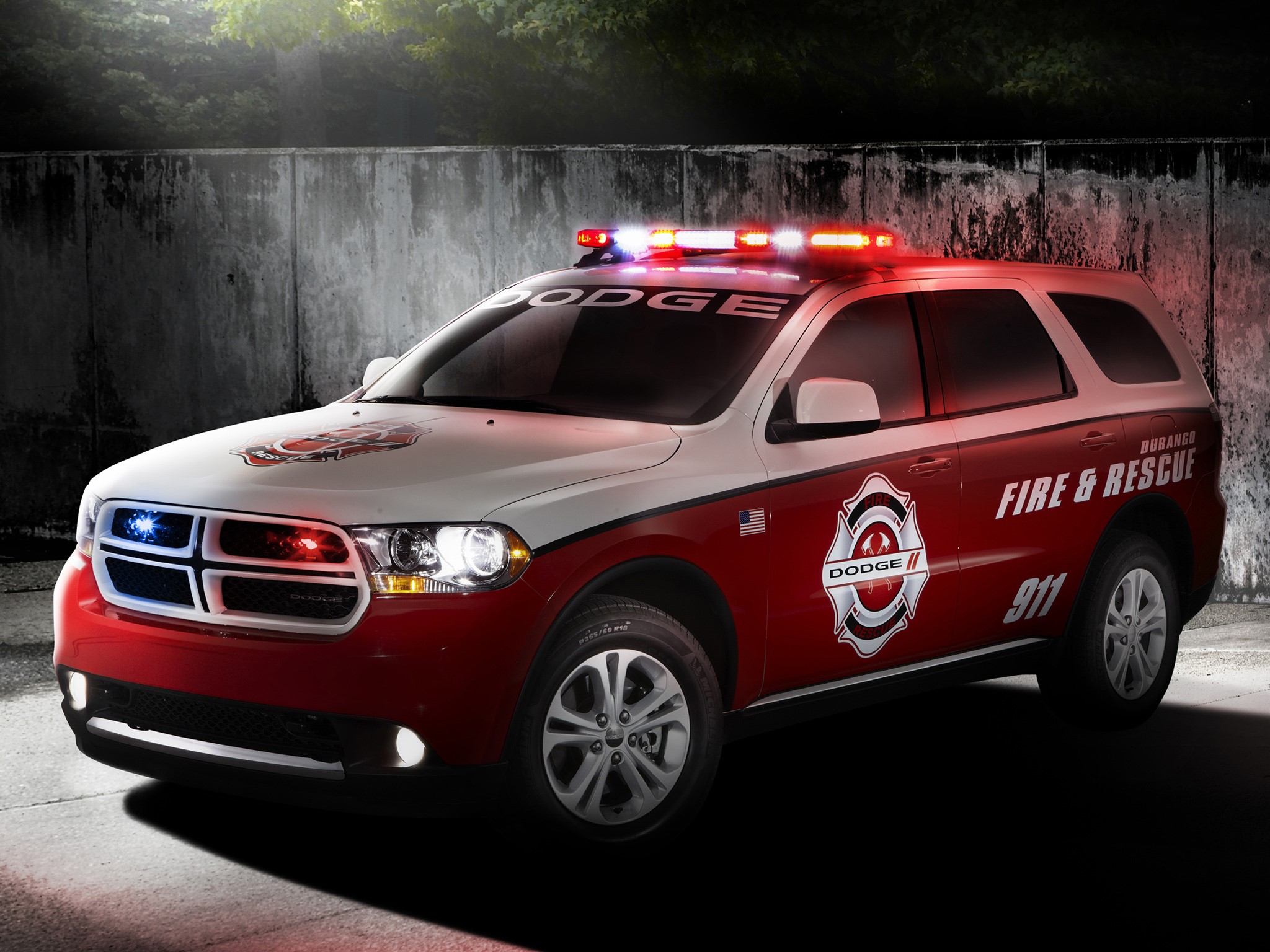 Dodge Durango Fire & Rescue vehicle HD Wallpaper