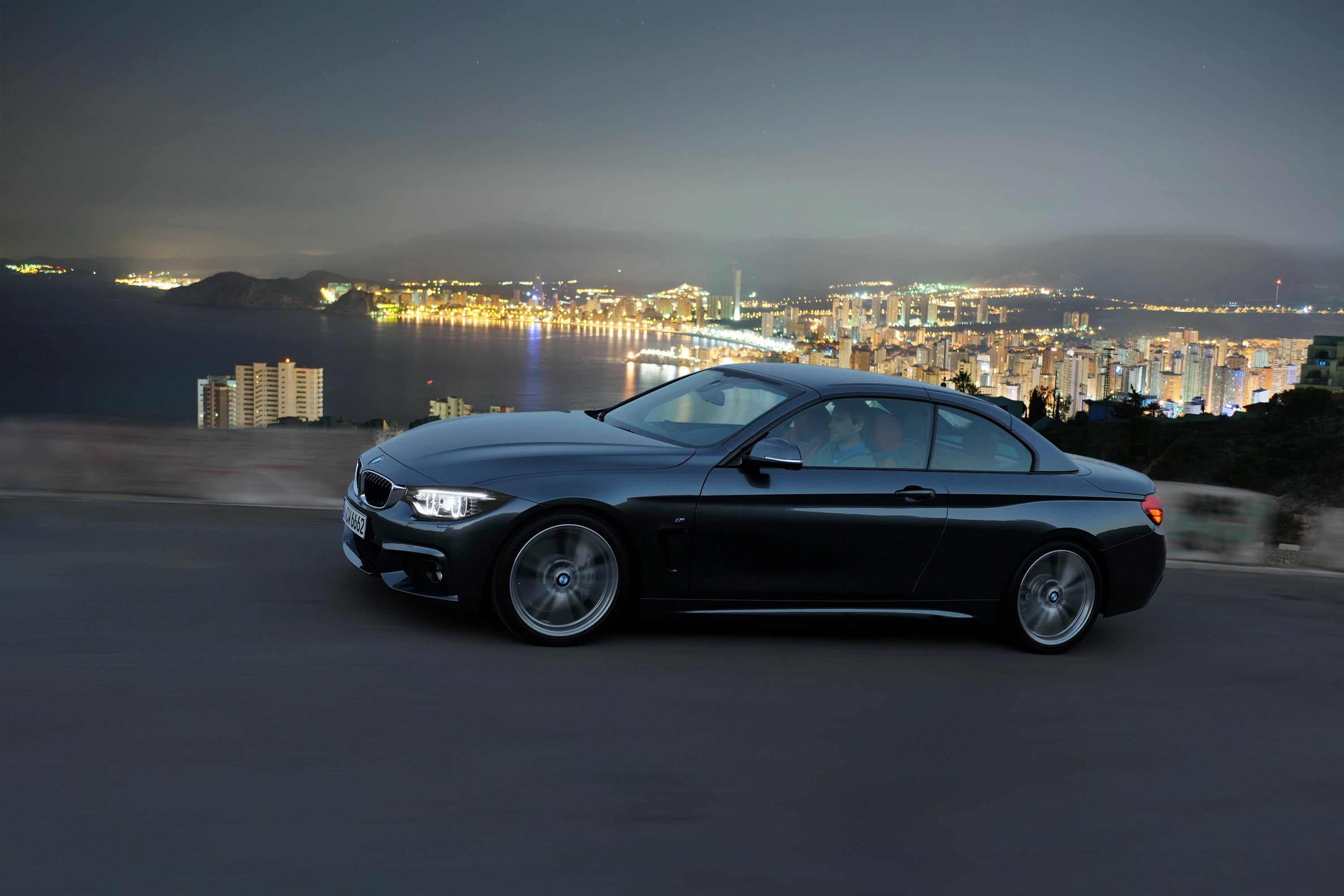 2013 BMW 435i Coupe Driving at Night HD Wallpaper