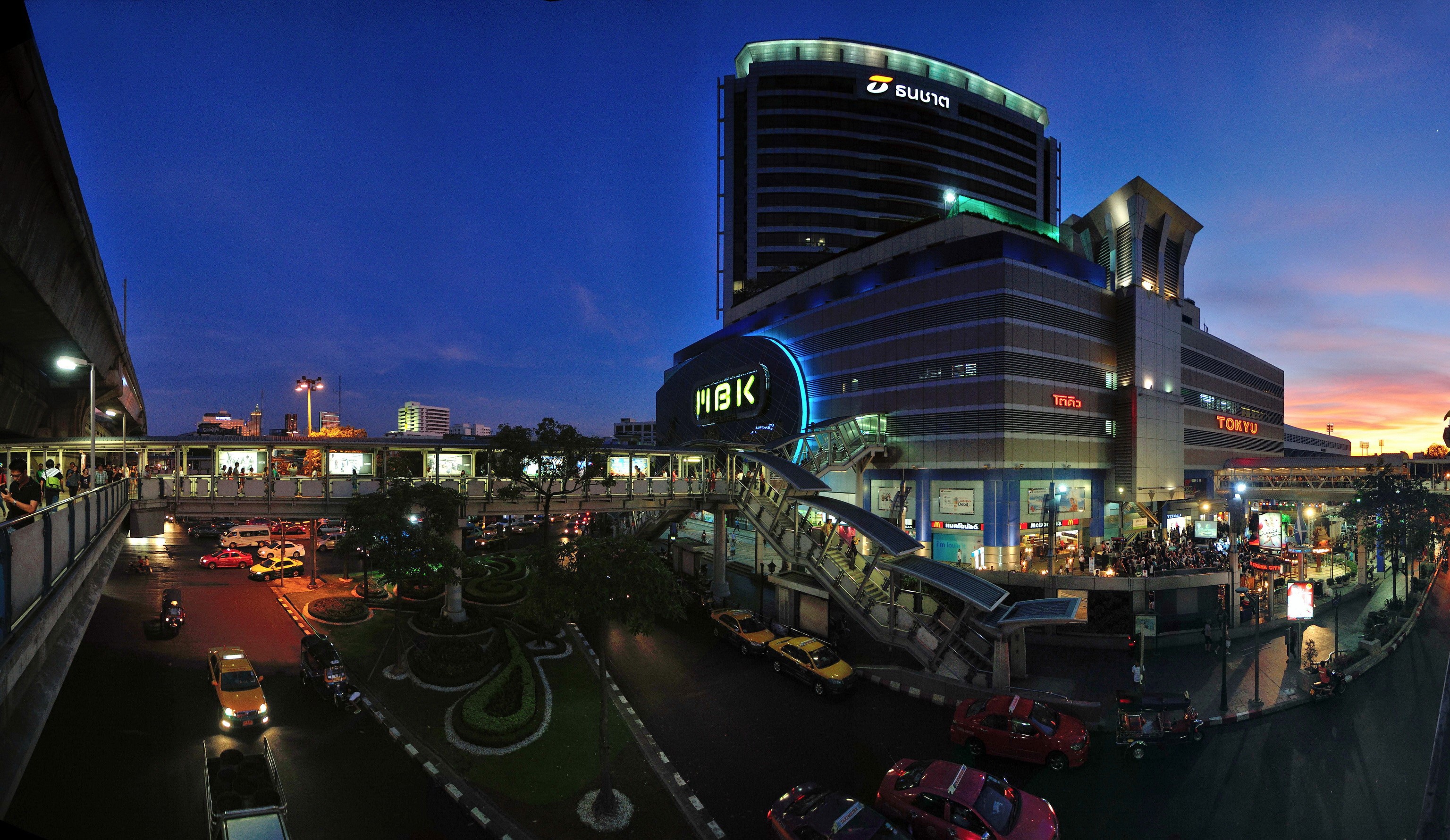 MBK Center and Tokyu Department Store at night in Bangkok, Thailand HD Wallpaper