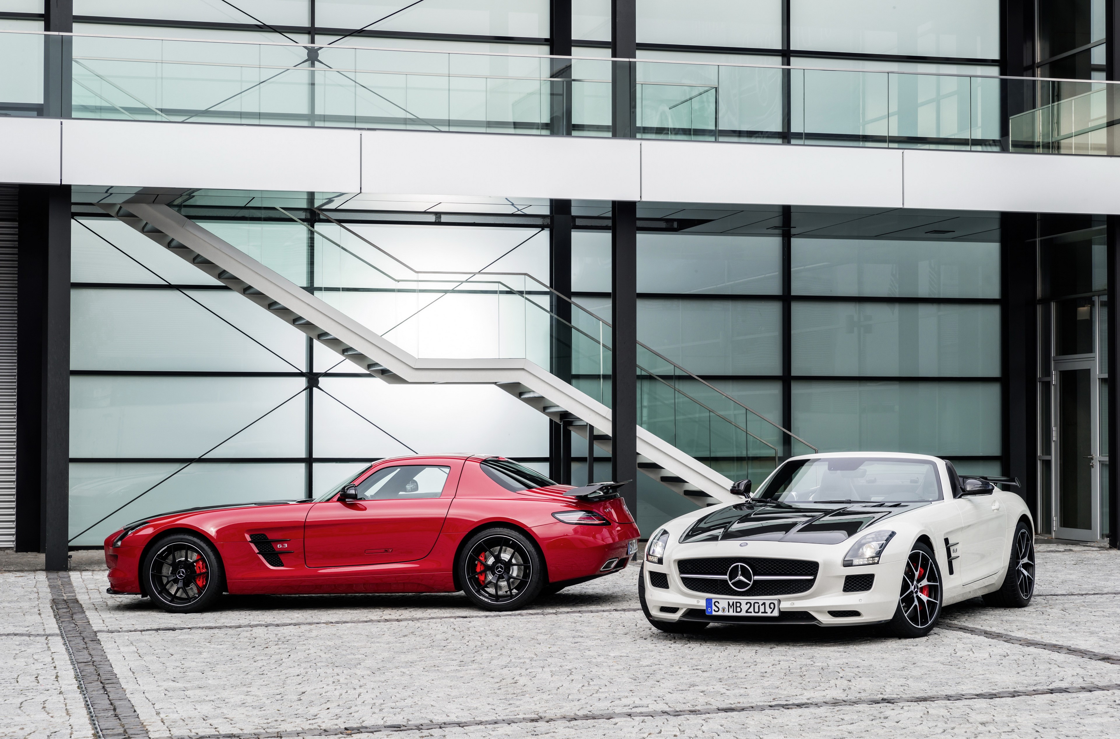 4K Mercedes-Benz SLS 63 AMG GT Roadster HD Wallpaper