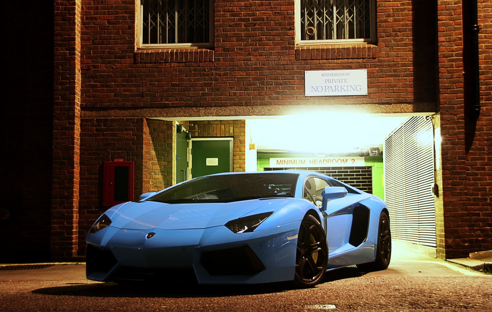 Light Blue Lamborghini Aventador LP700-4 parked at night HD Wallpaper