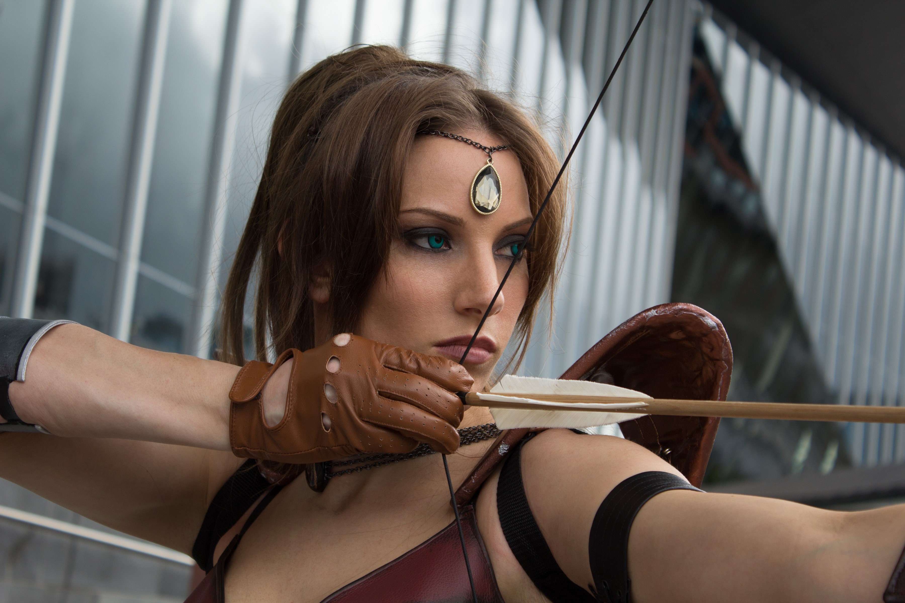 Woman with bow and arrow HD Wallpaper