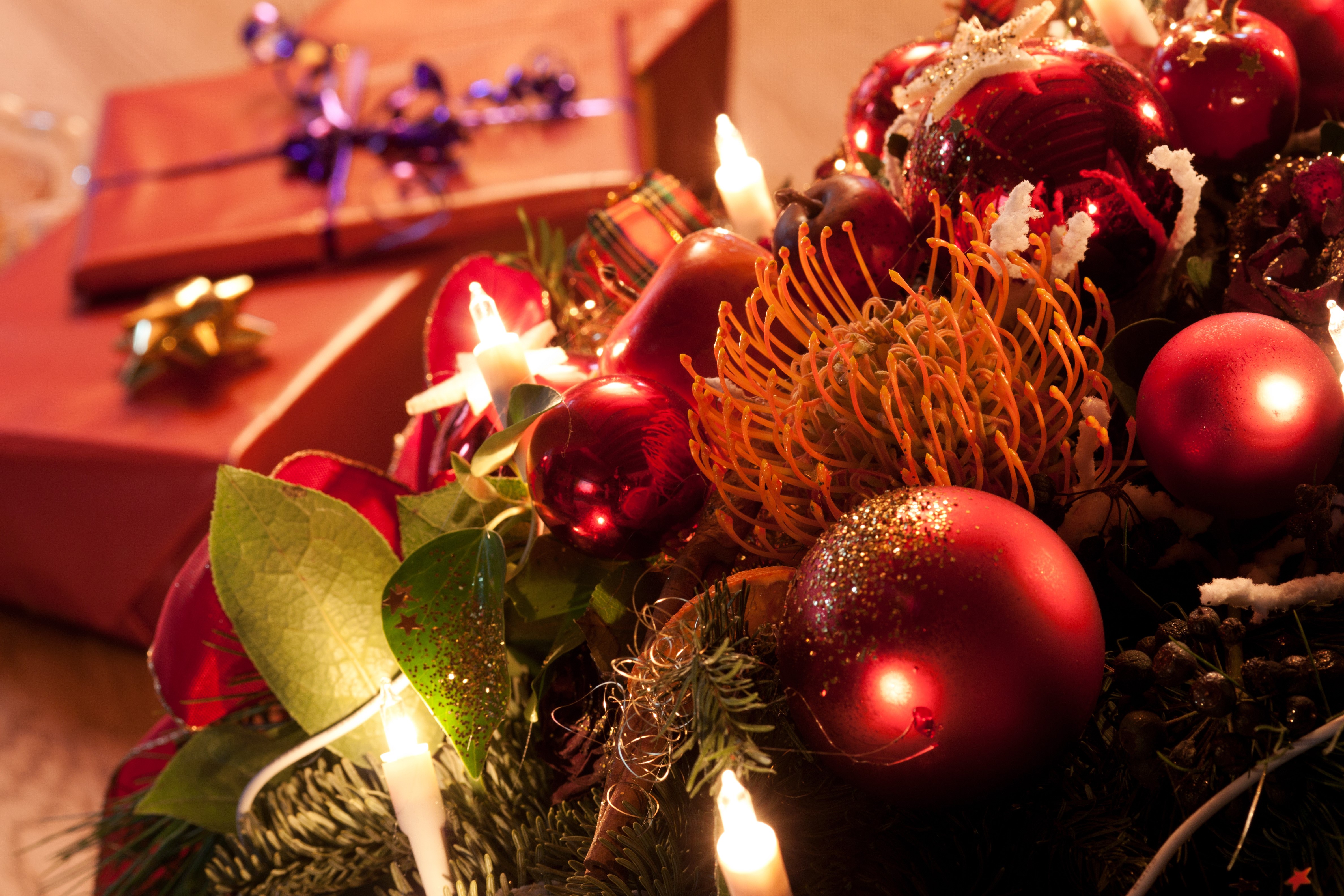 Christmas Decorations with Gifts HD Wallpaper