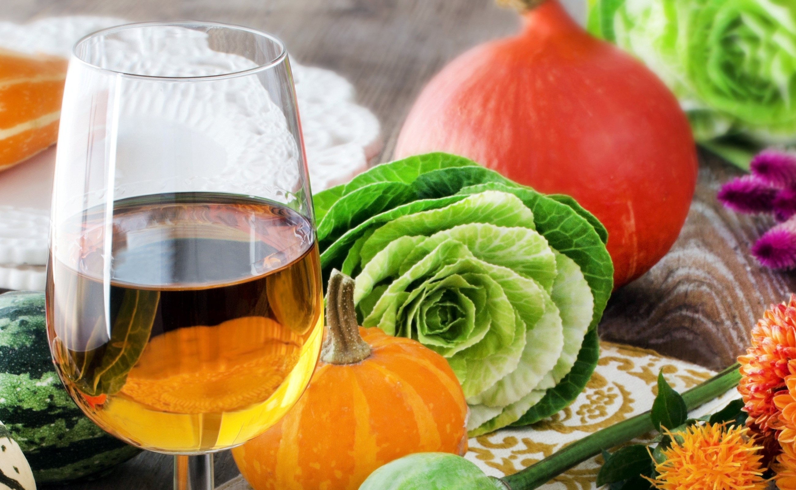 Wine glass with pumpkins and decorative cabbage HD Wallpaper