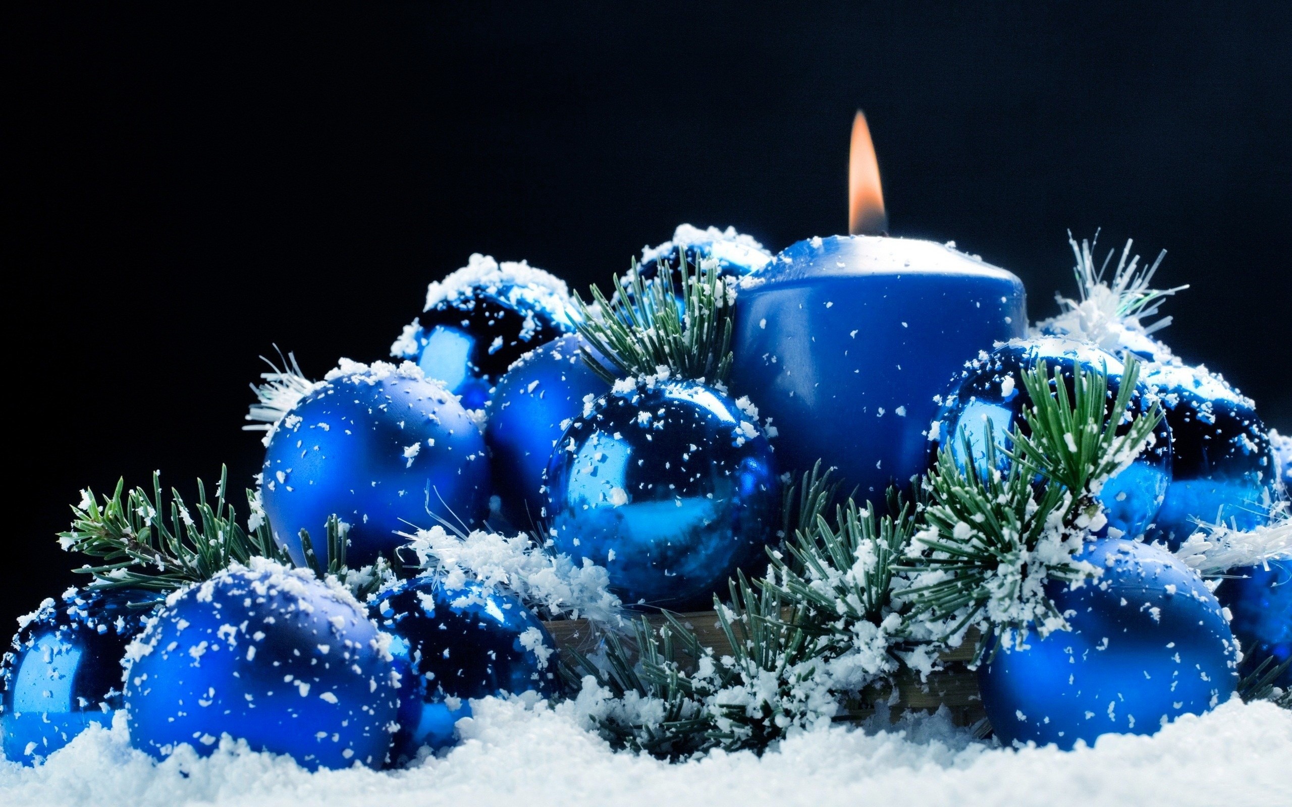 Blue Christmas ornaments and candle with snow HD Wallpaper
