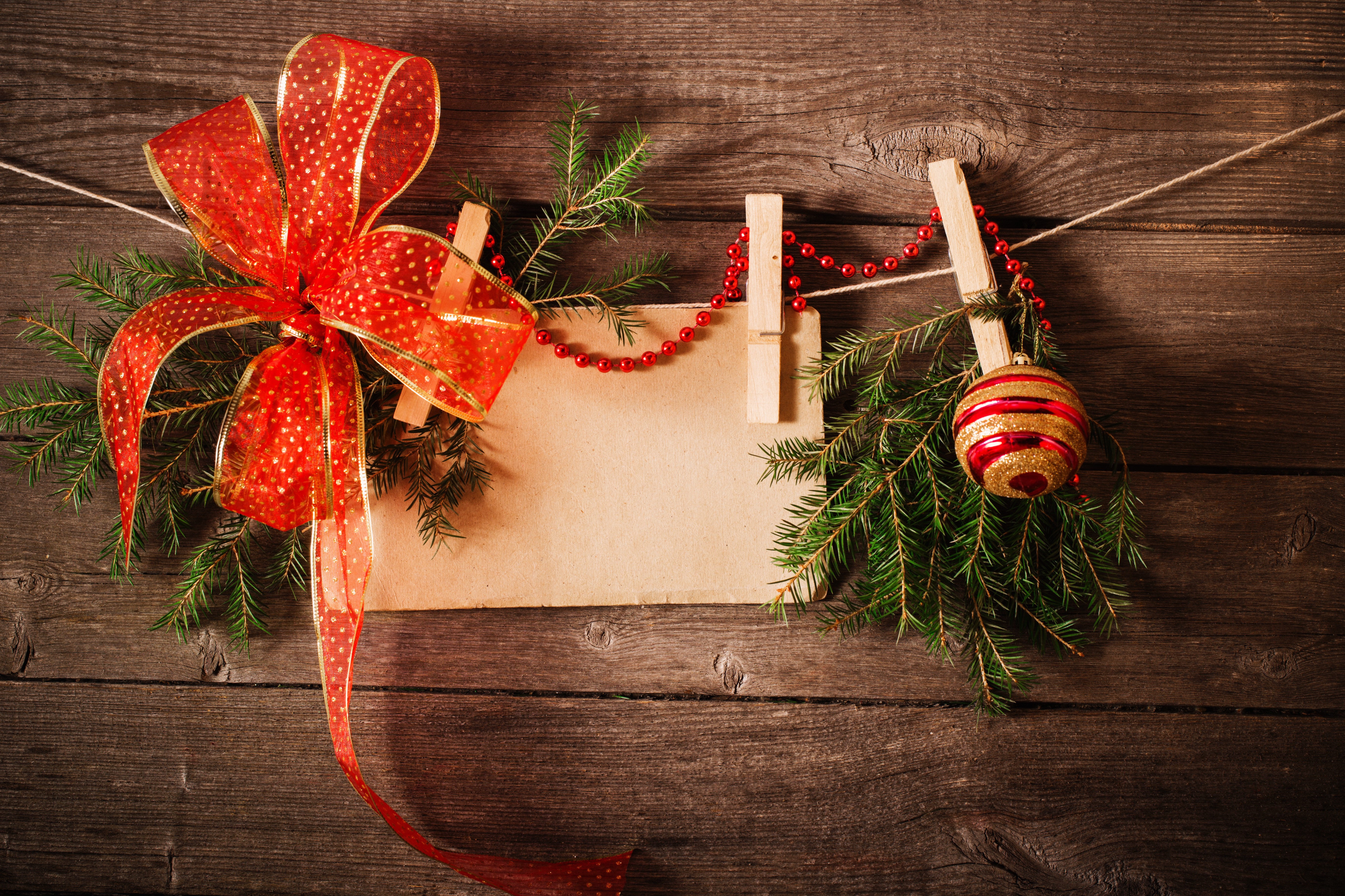 Christmas decoration with bow and ornament HD Wallpaper