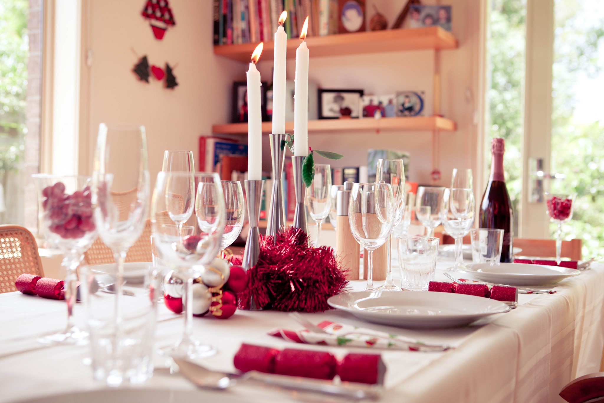Christmas table setting with candles and wine HD Wallpaper