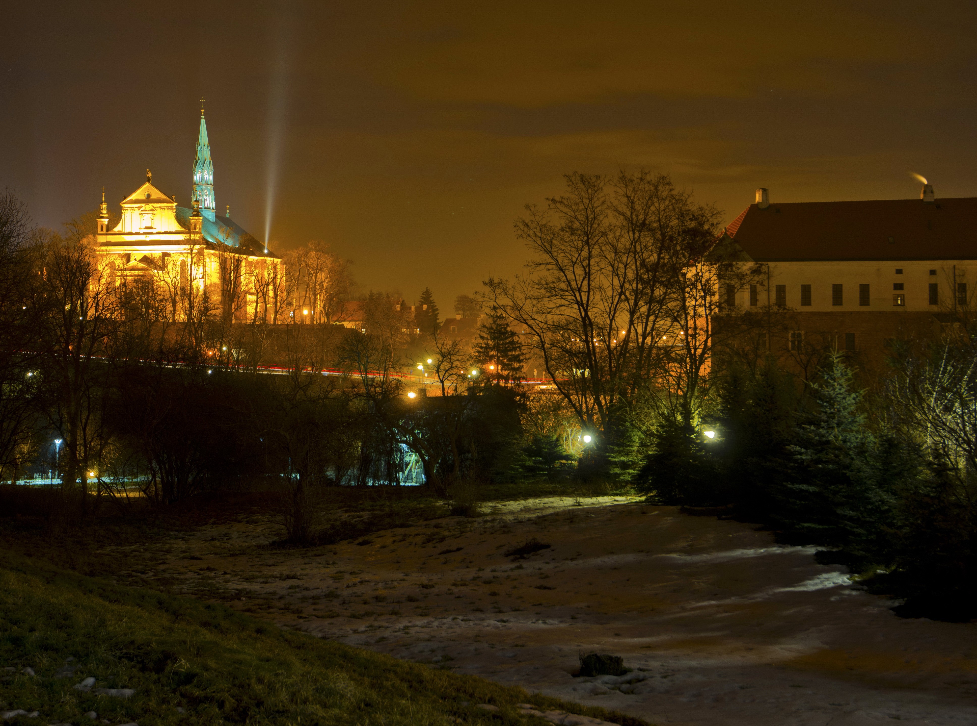 Night view of Sandomierz, Poland HD Wallpaper