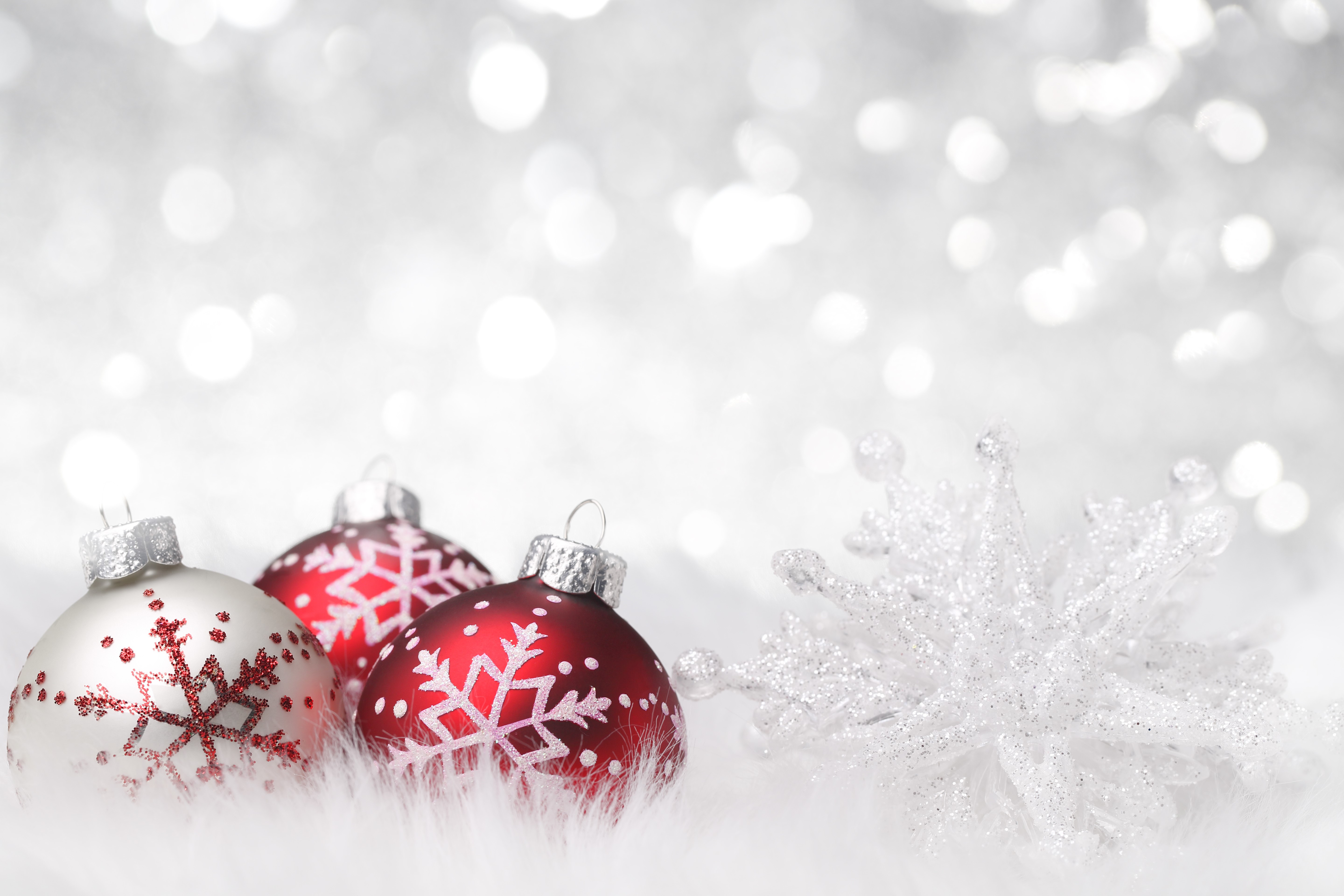 Christmas Ornaments and Snowflake Decoration HD Wallpaper