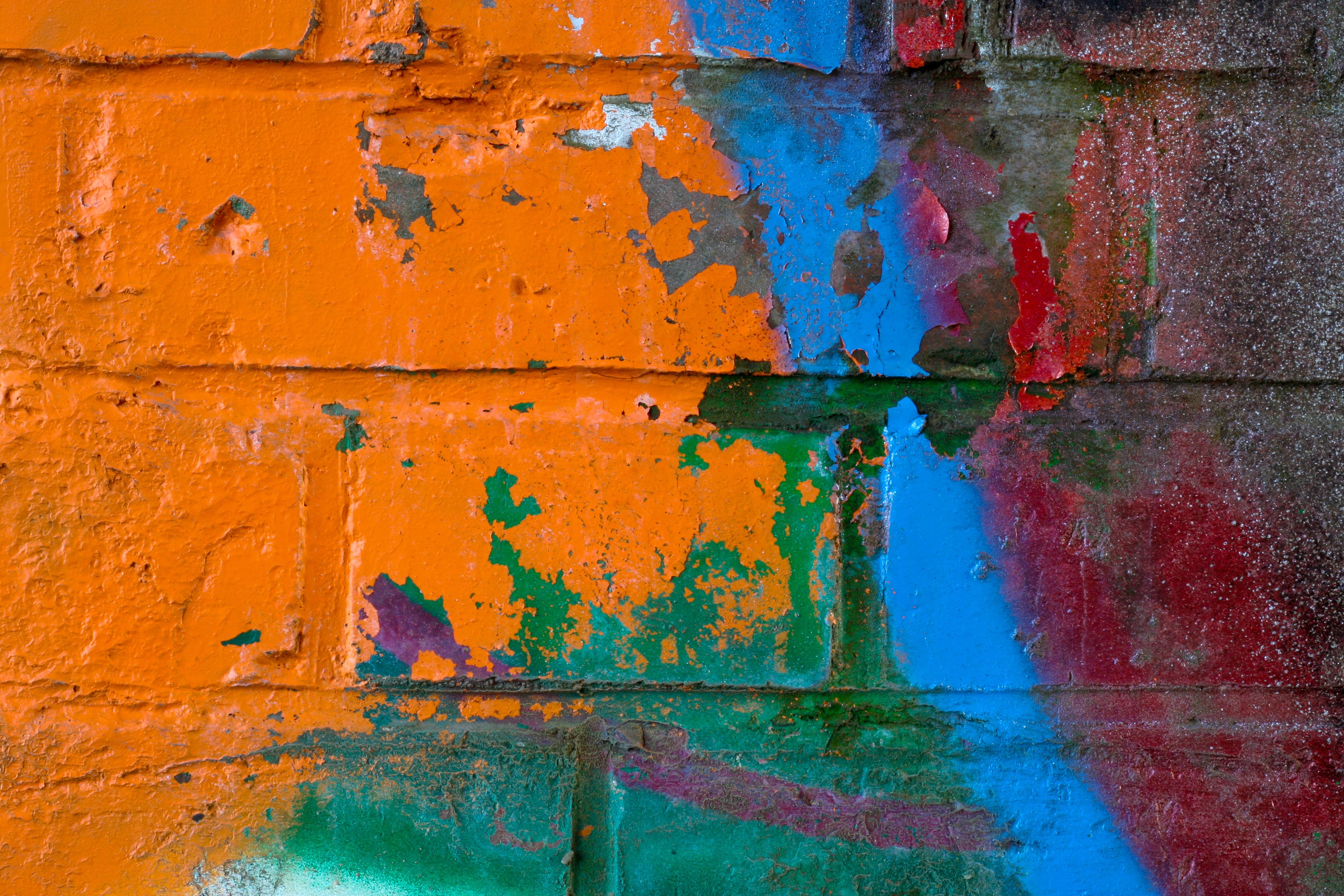 Graffiti on a brick wall HD Wallpaper