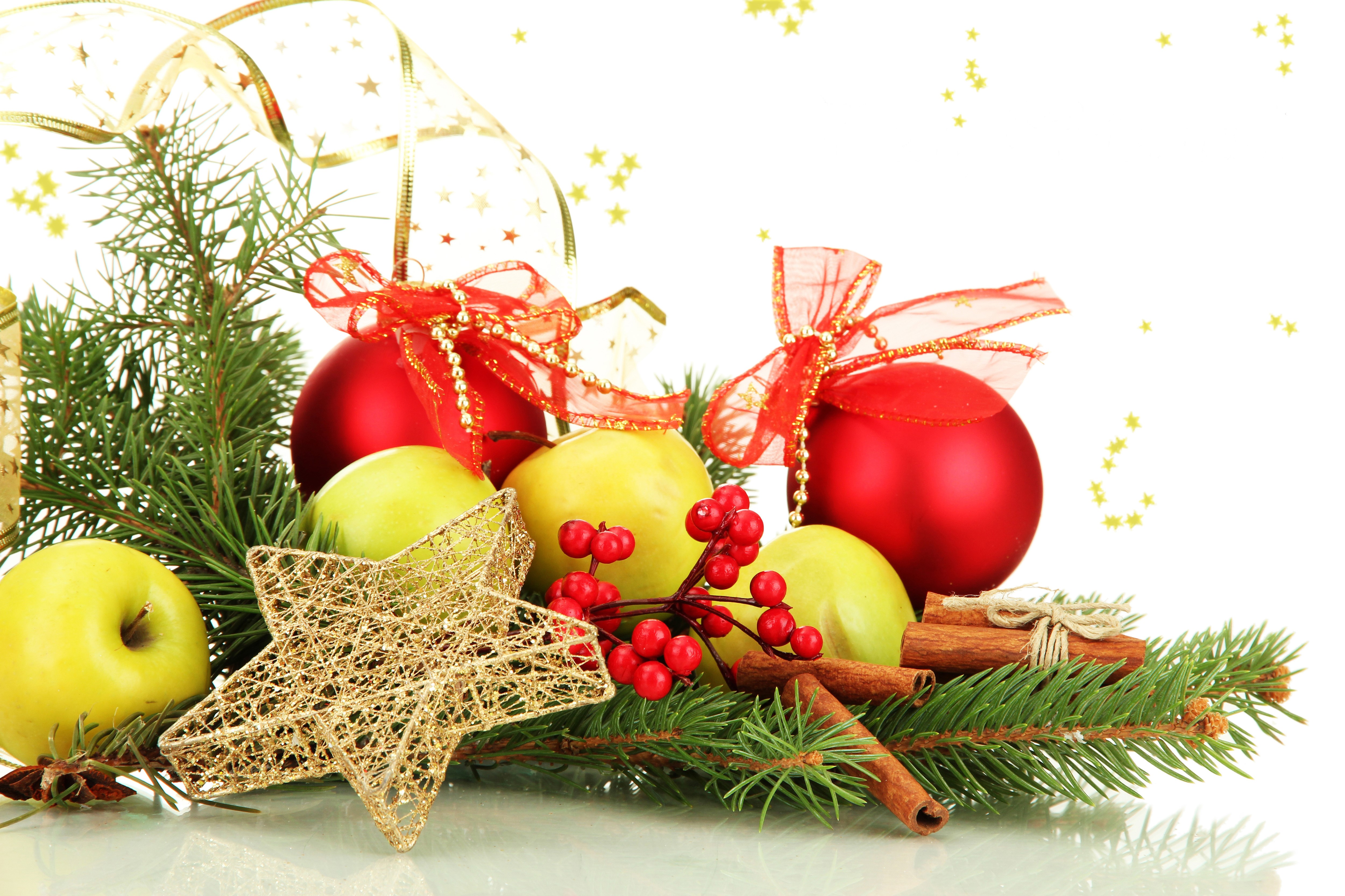 Christmas ornaments with apples and cinnamon HD Wallpaper