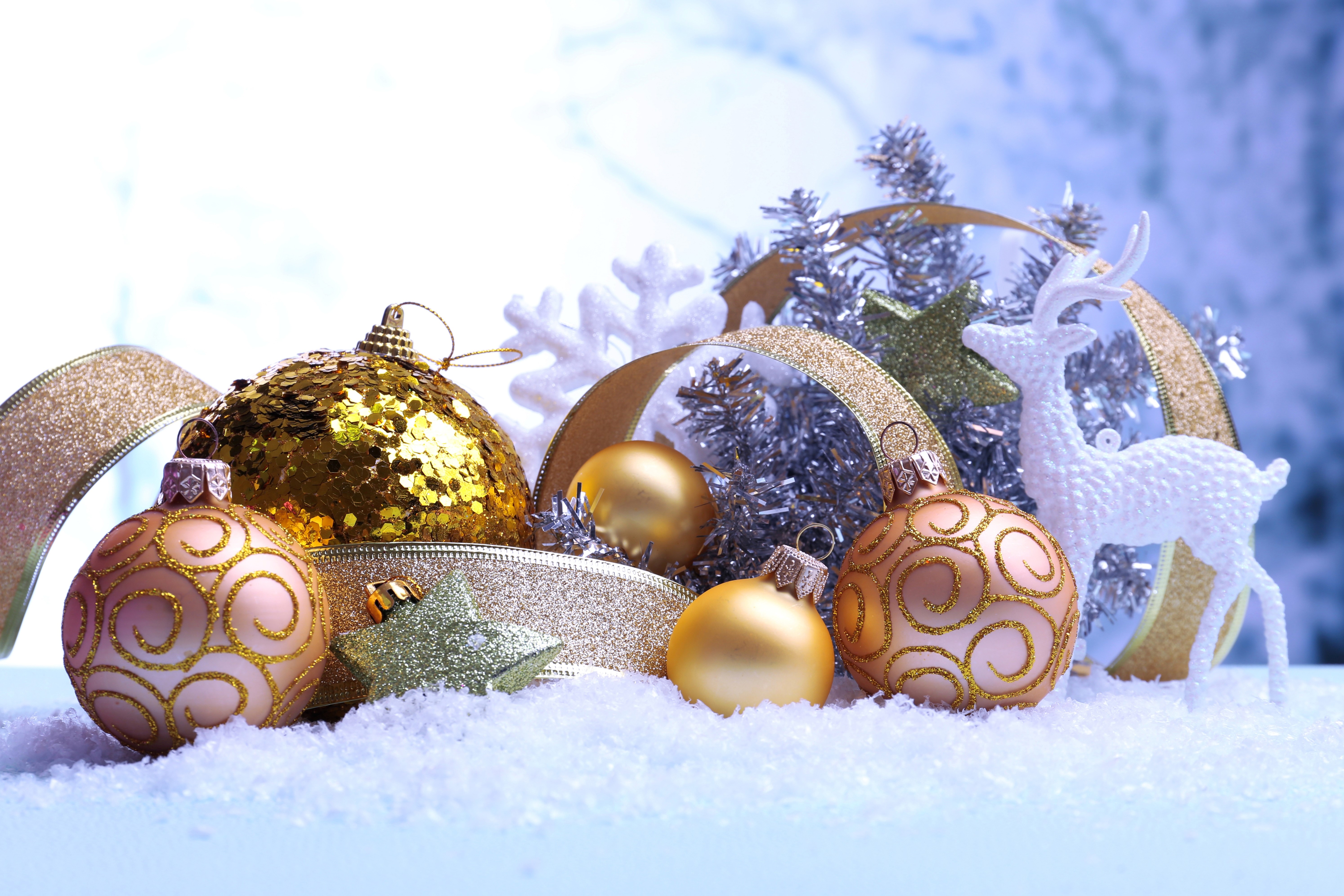 Christmas ornaments and decorations in snow HD Wallpaper