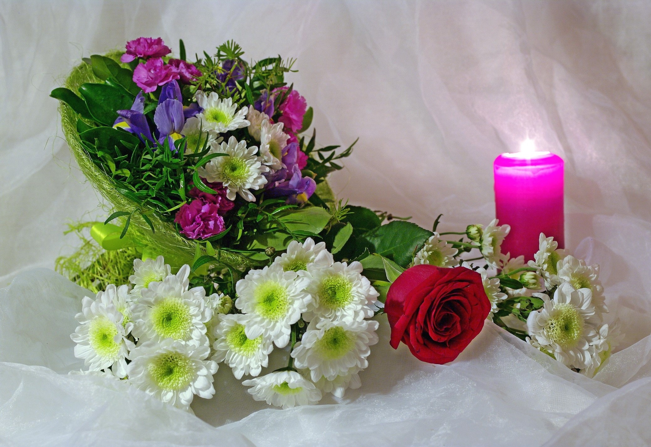Bouquet of flowers with a red rose and a pink candle HD Wallpaper