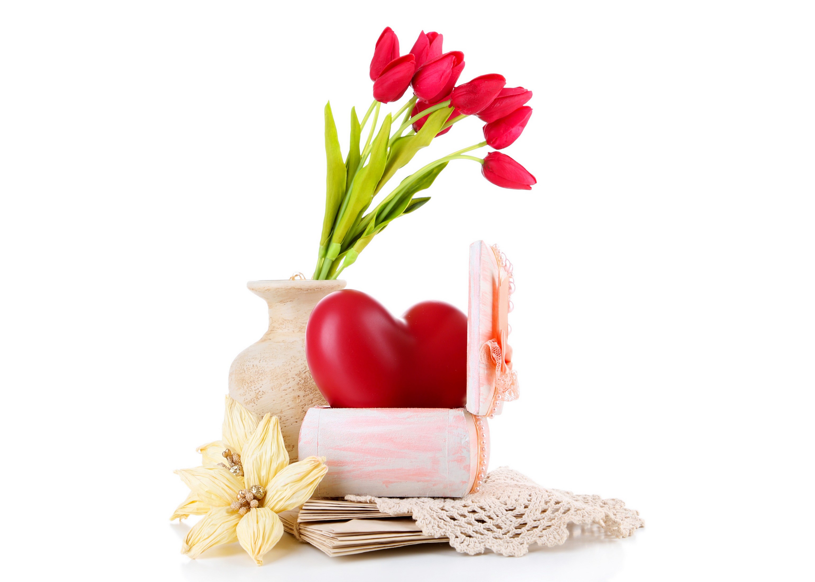 Valentine's Day still life with tulips and heart HD Wallpaper