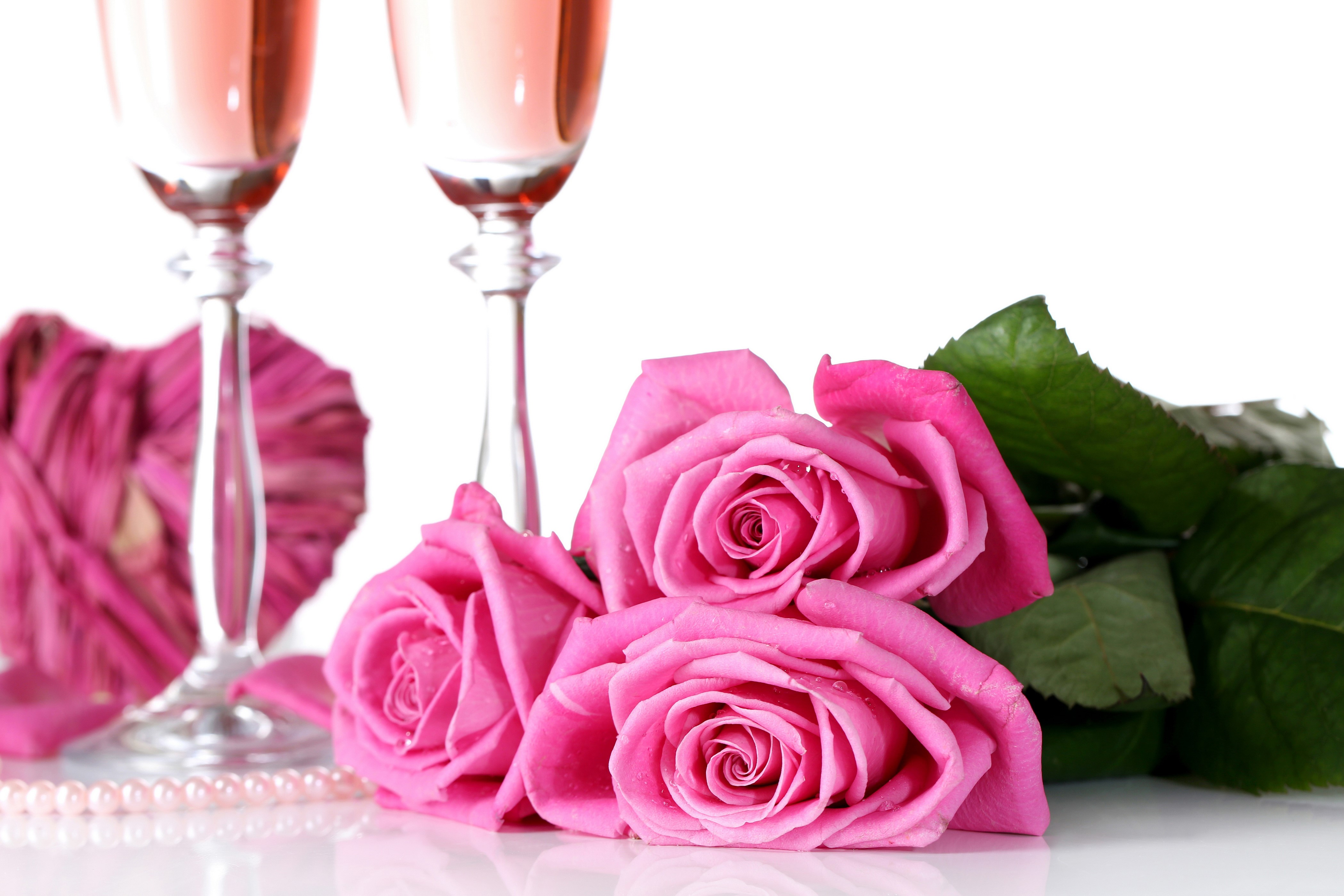 4K Pink Roses and Champagne Glasses HD Wallpaper