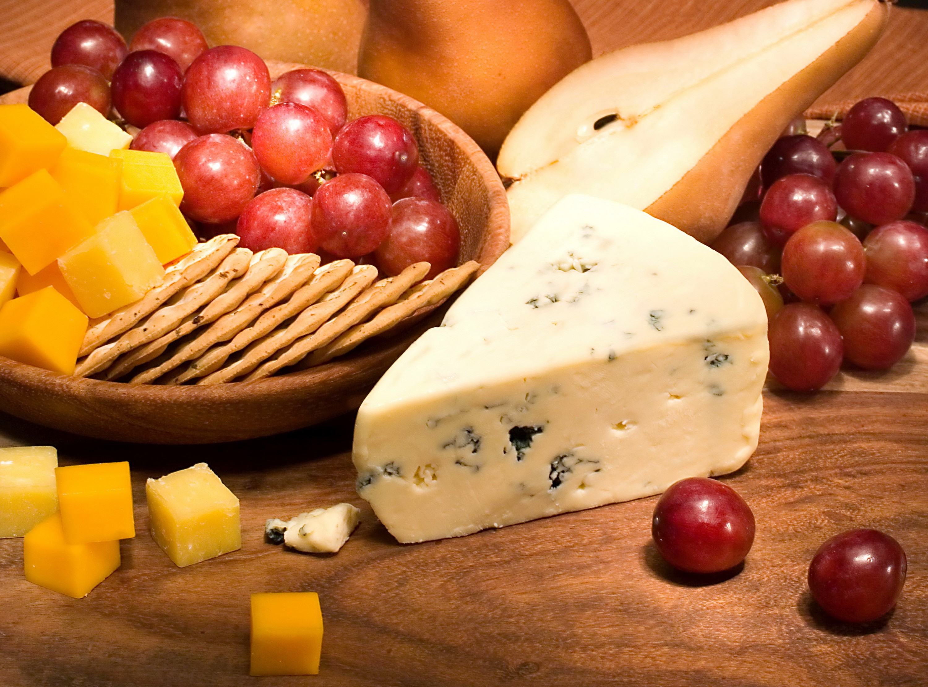 Cheese and Grapes Platter with Crackers and Pears HD Wallpaper