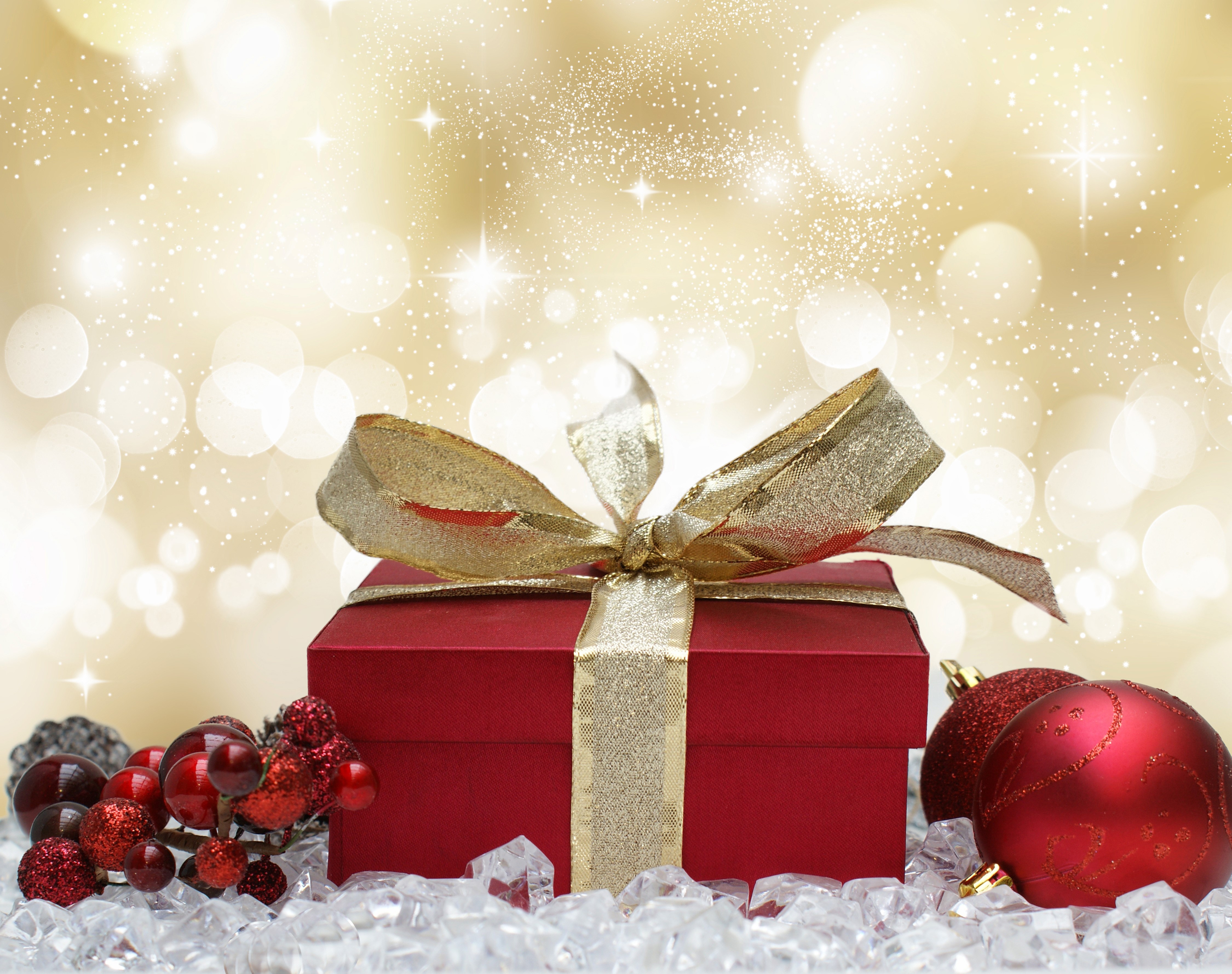 Christmas Gift with Ornaments and Ice HD Wallpaper