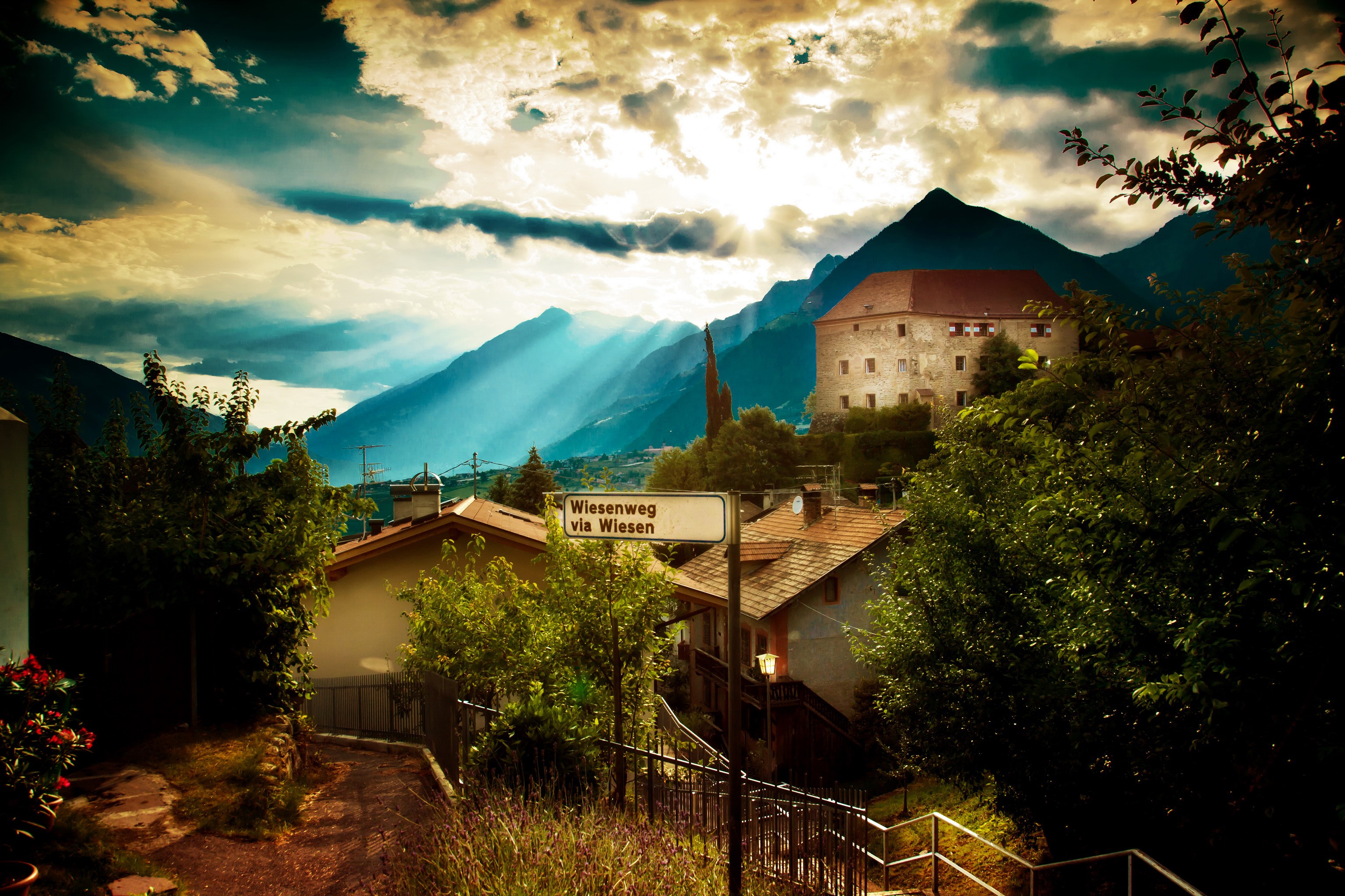 Castle and mountains in Schenna, Austria HD Wallpaper