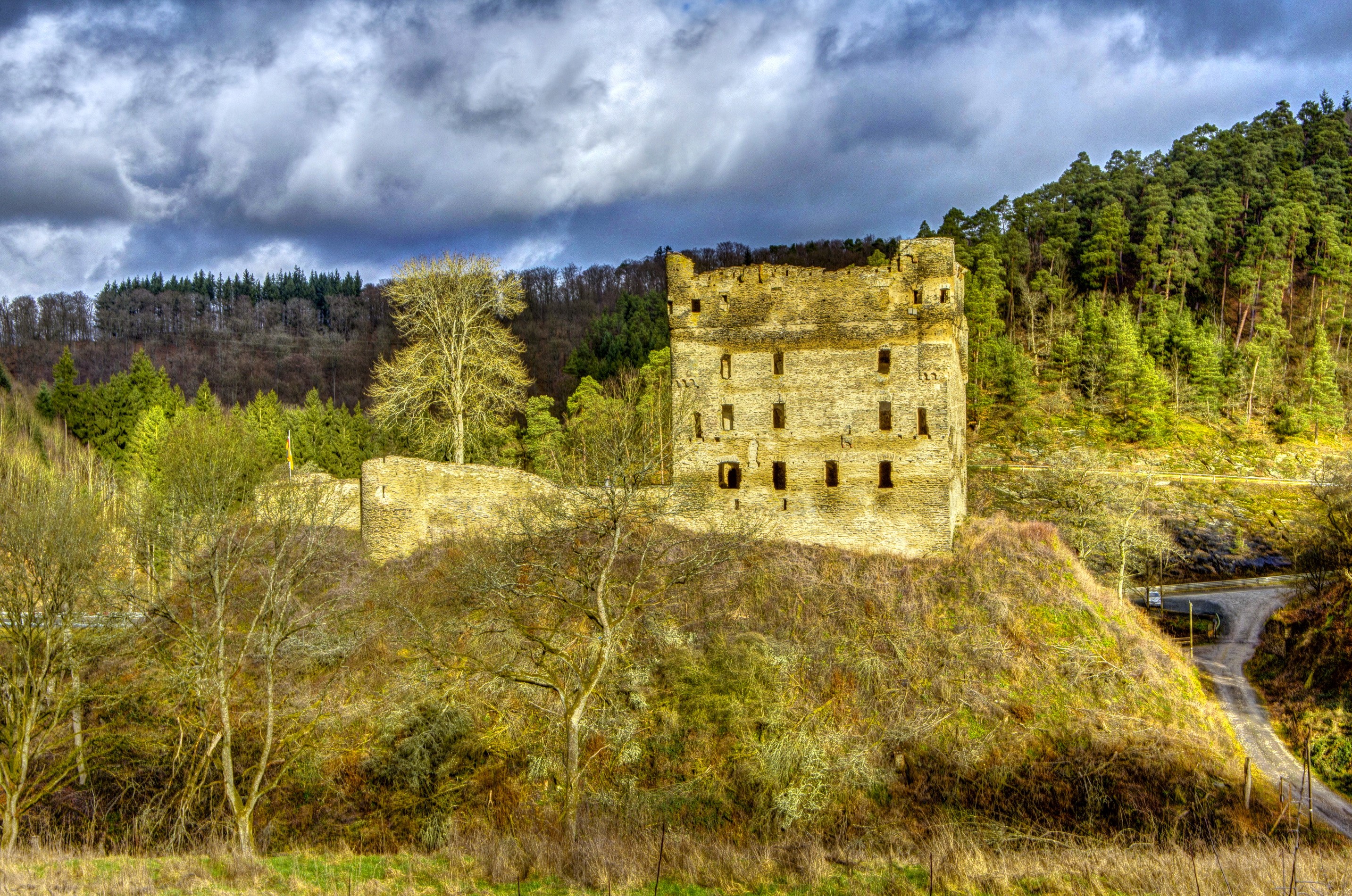 Ruins of Balduinseck Castle in Germany HD Wallpaper