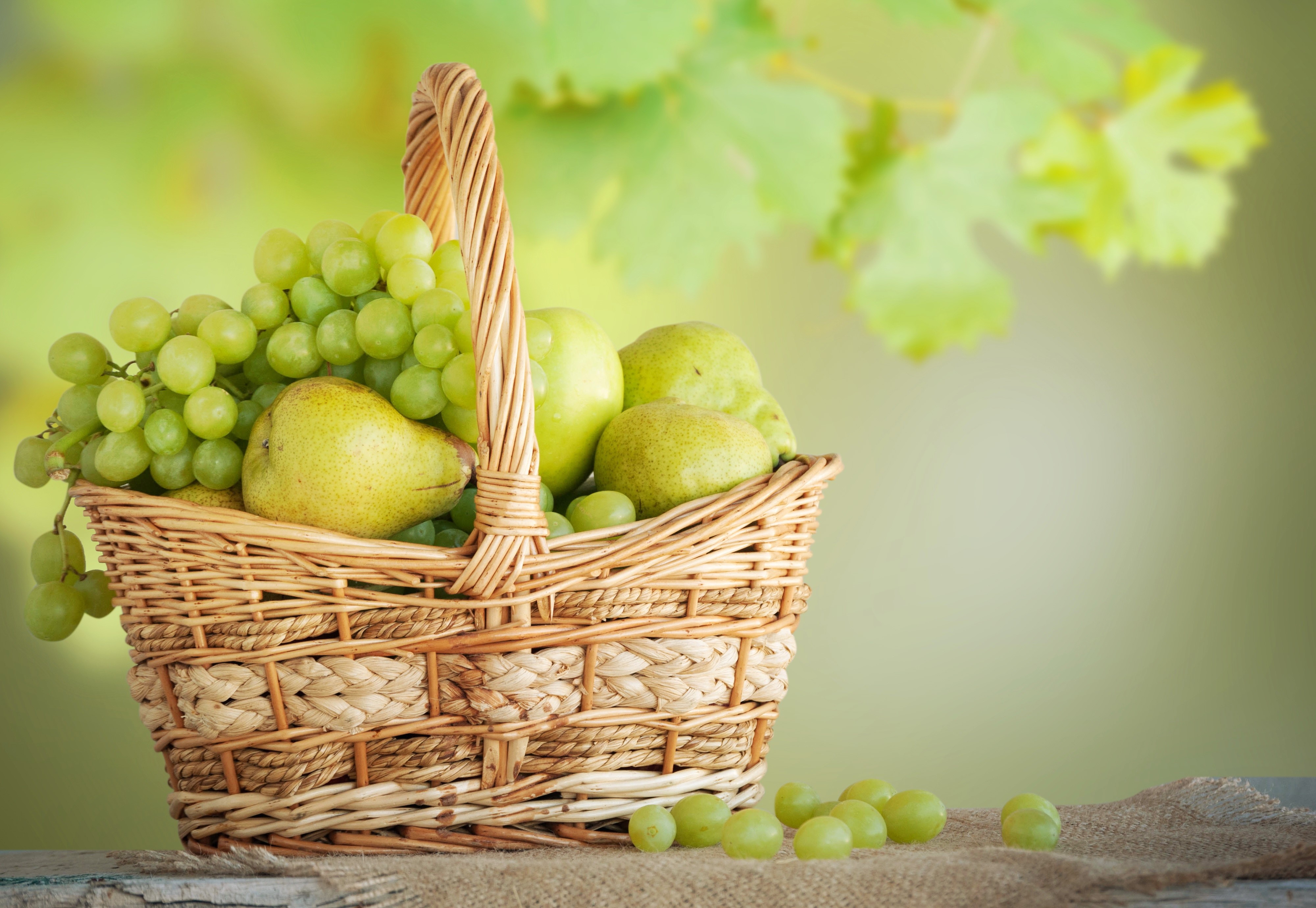 4K Fruit in Wicker Basket HD Wallpaper