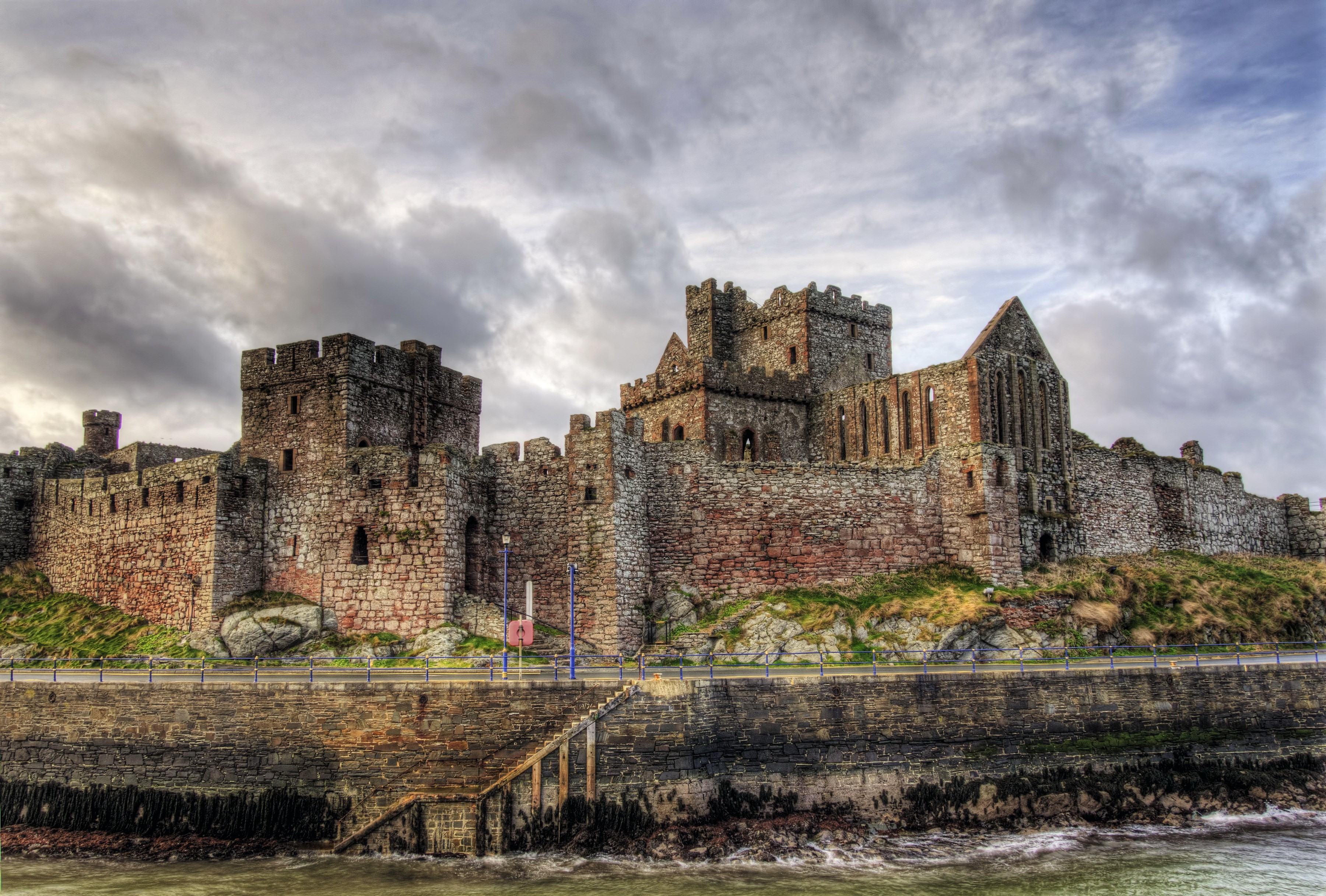 Peel Castle on the Isle of Man, United Kingdom HD Wallpaper
