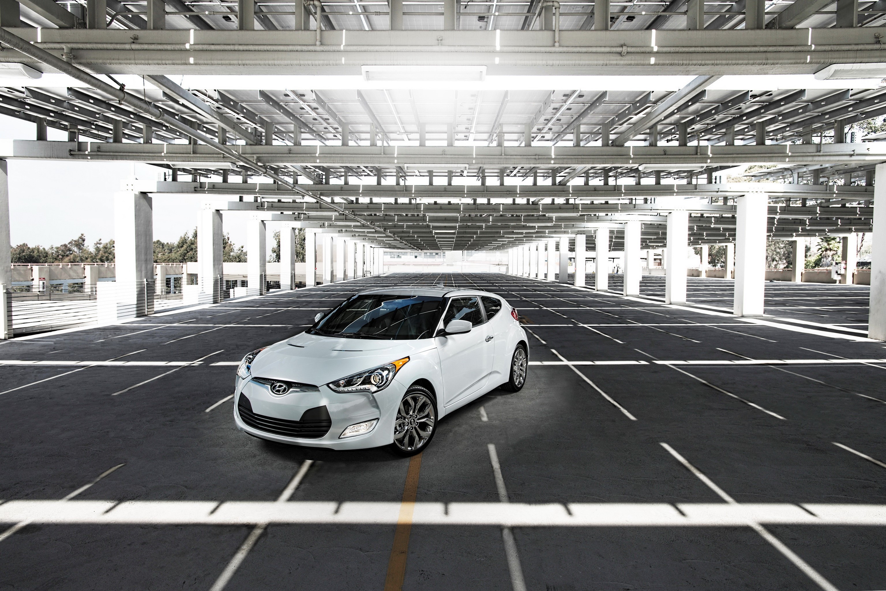 White 2014 Hyundai Veloster RE-FLEX in parking structure HD Wallpaper