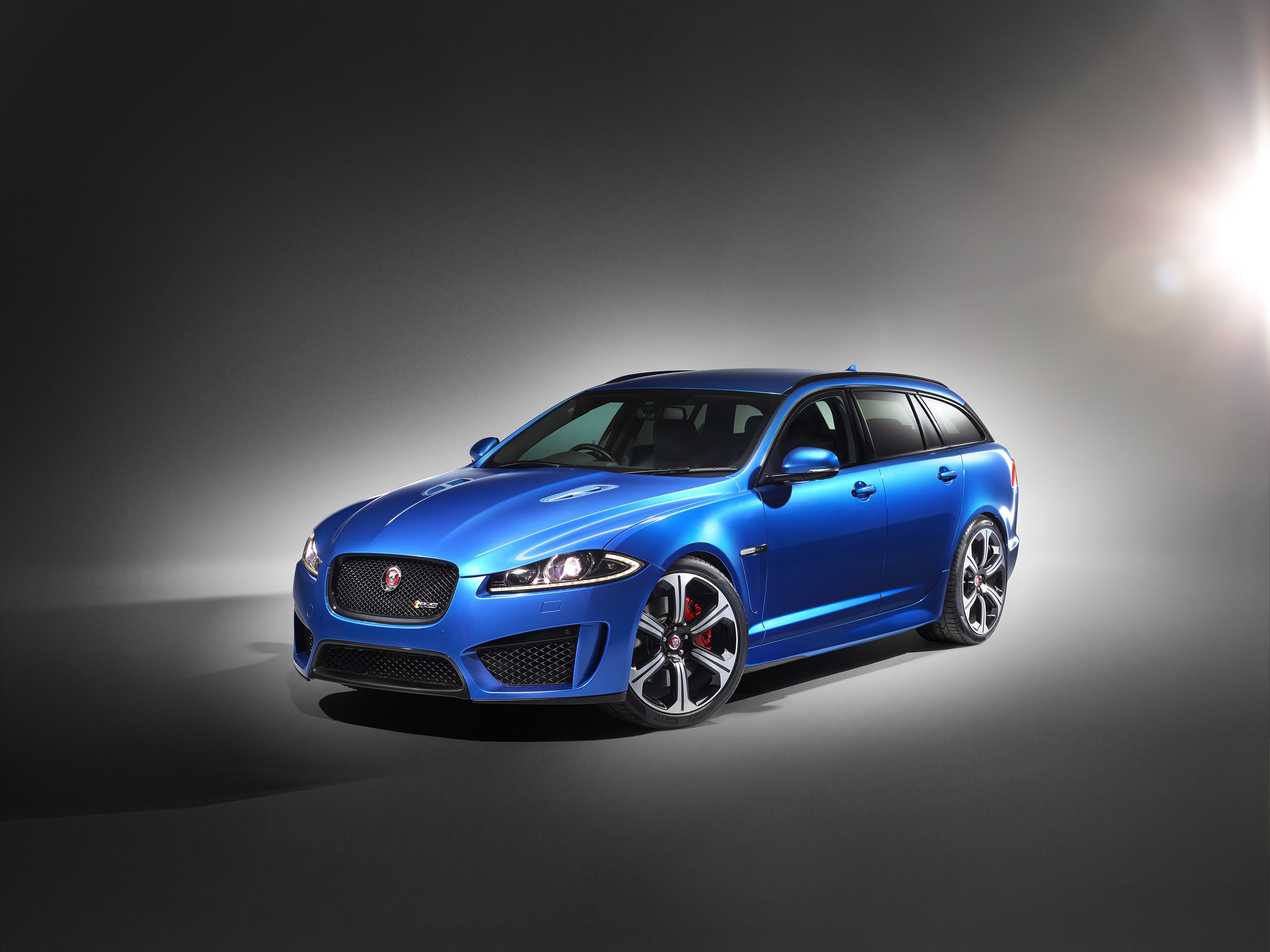 2015 Jaguar XFR-S Sportbrake HD Wallpaper