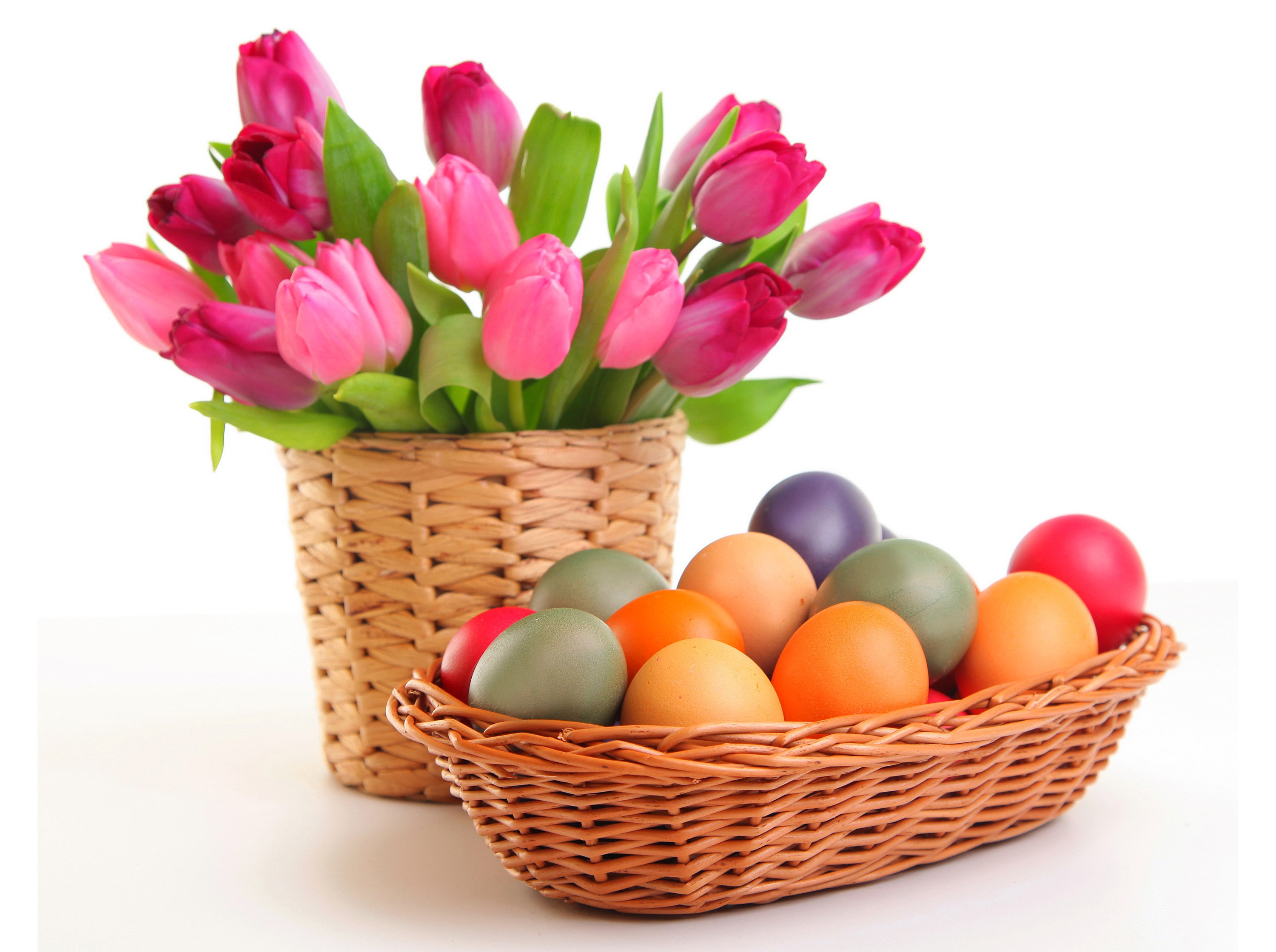 Pink Tulips and Easter Eggs in Wicker Baskets HD Wallpaper