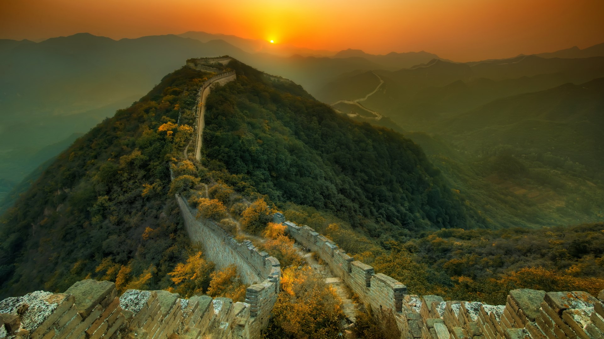 Great Wall of China at sunset HD Wallpaper