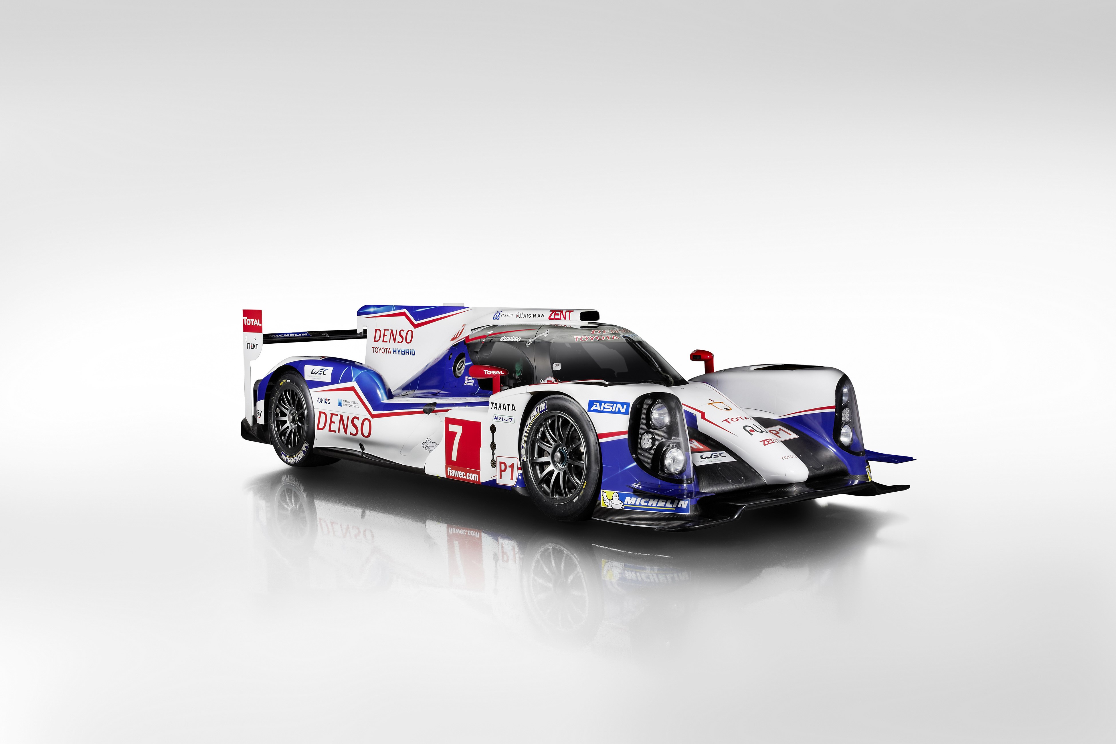 4K 2014 Toyota TS040 Hybrid Race Car HD Wallpaper