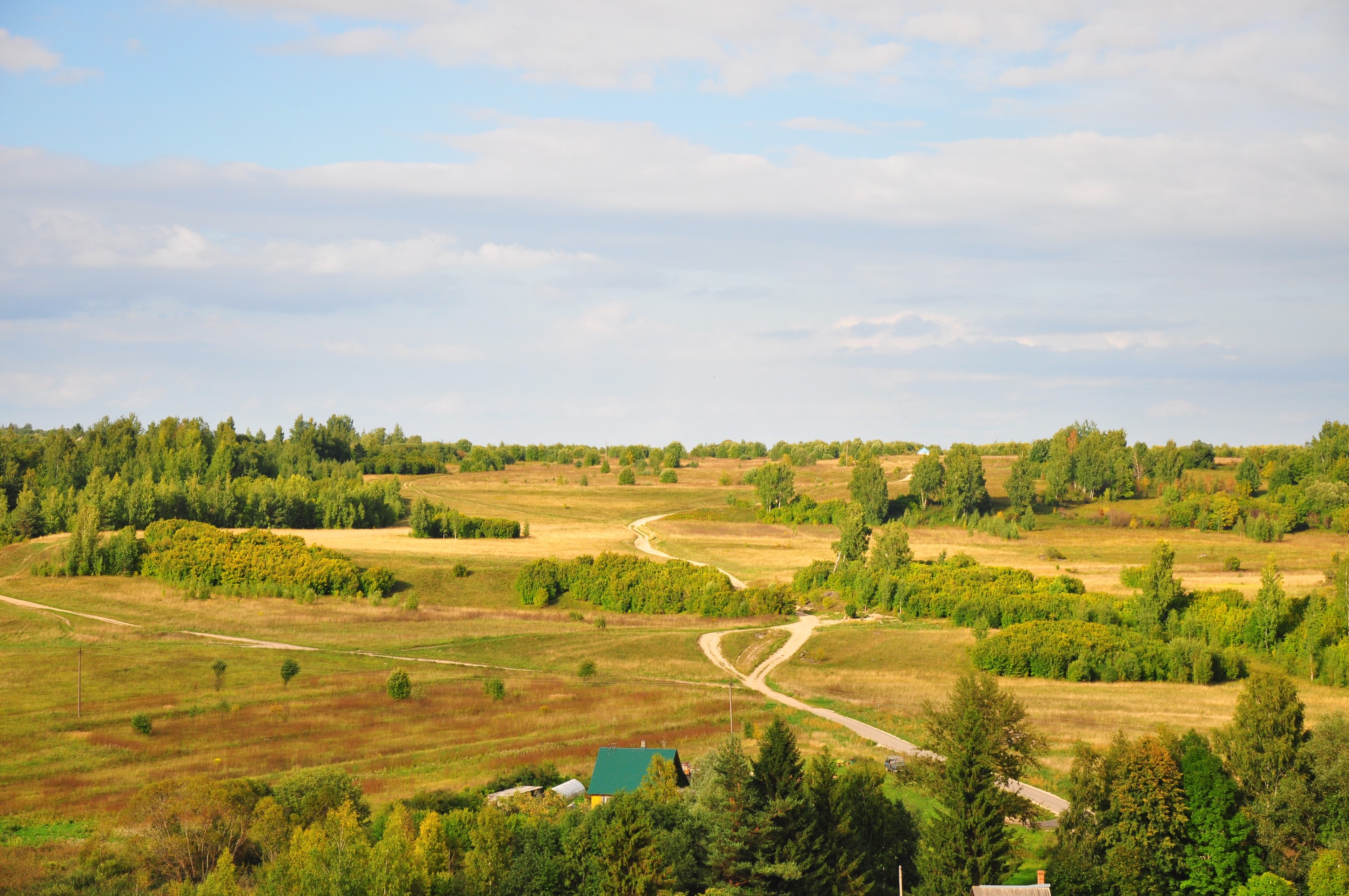 Rural landscape with fields and roads in Russia HD Wallpaper