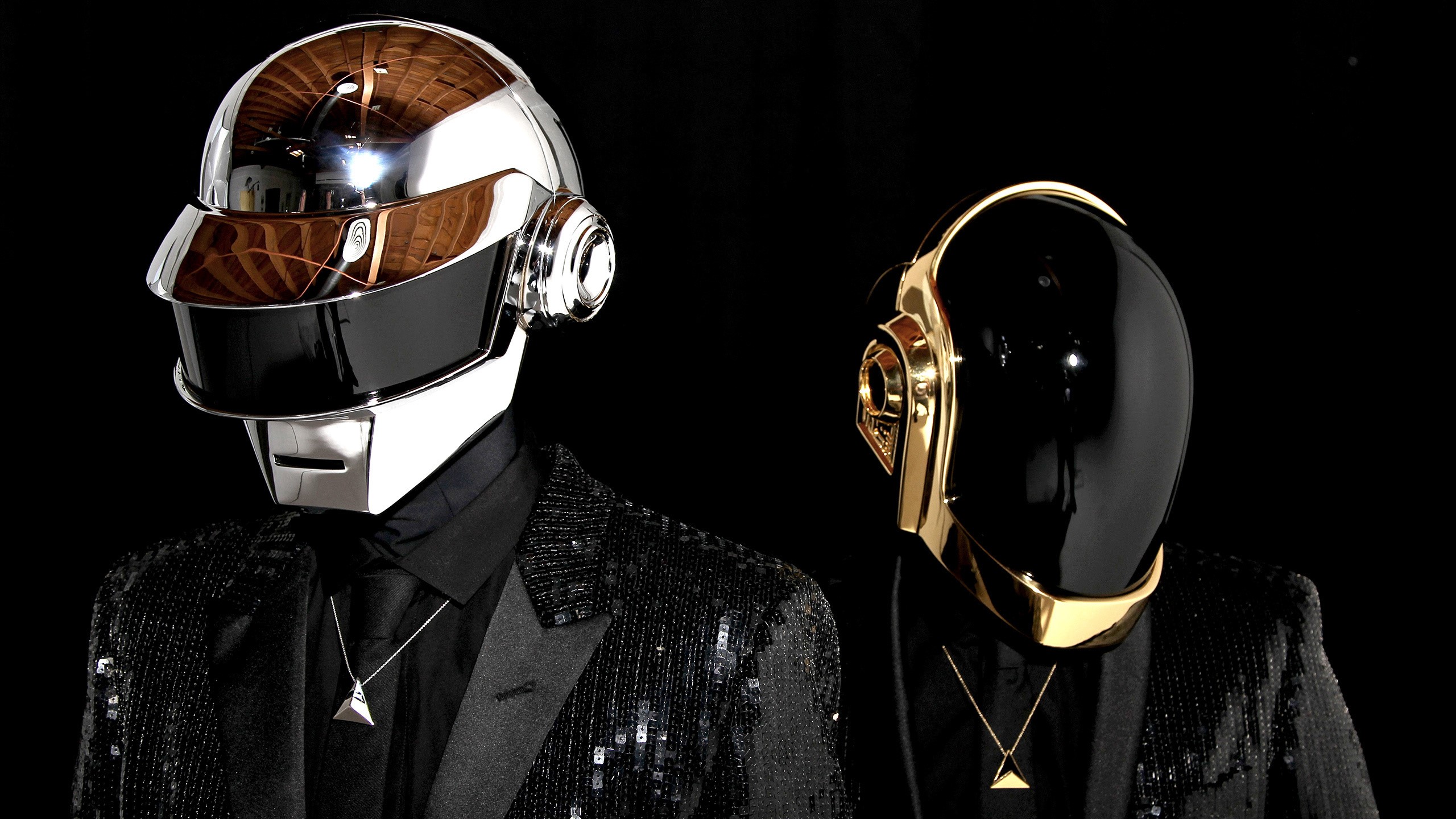 Daft Punk robots wearing helmets and suits HD Wallpaper