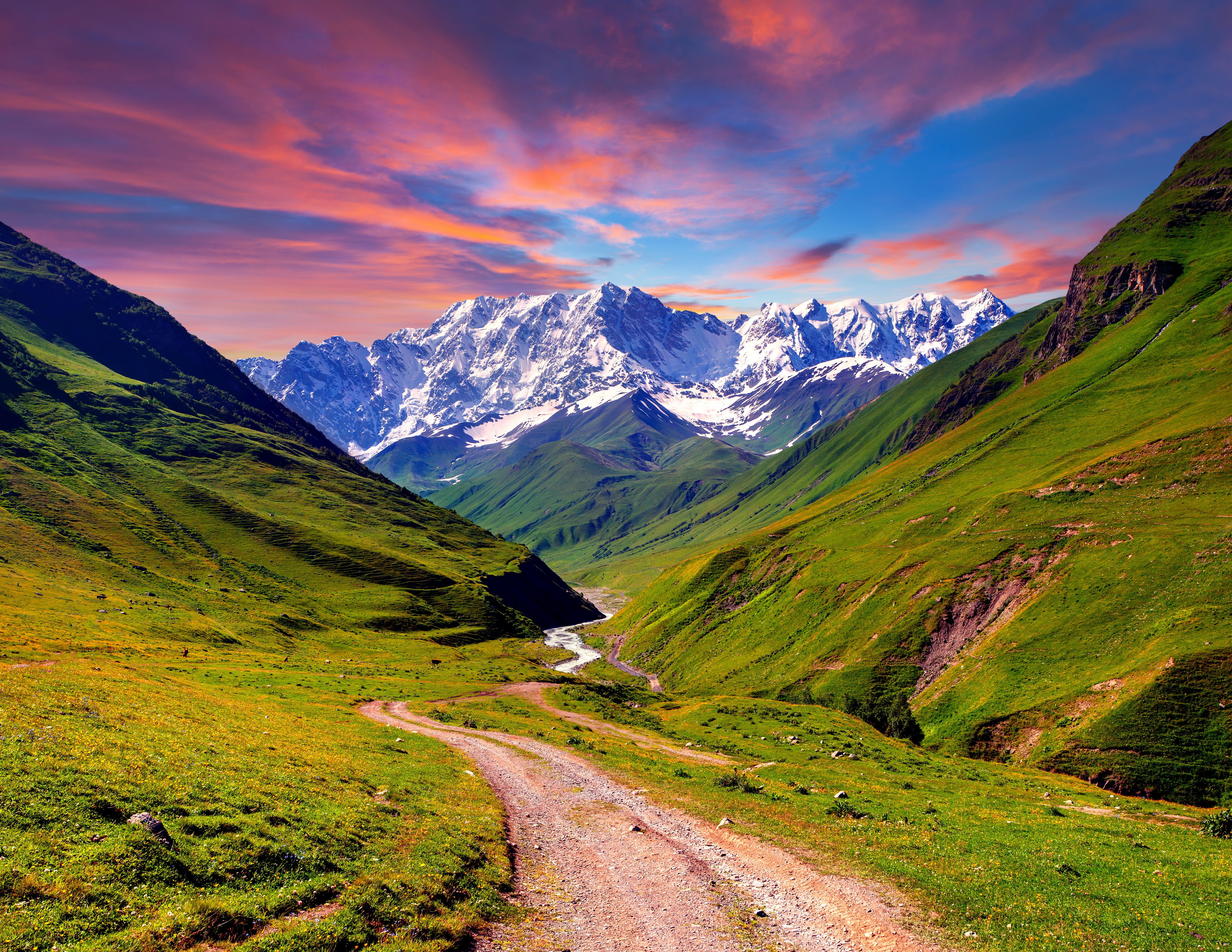 4K Scenery of Mountains and Roads with Grass HD Wallpaper