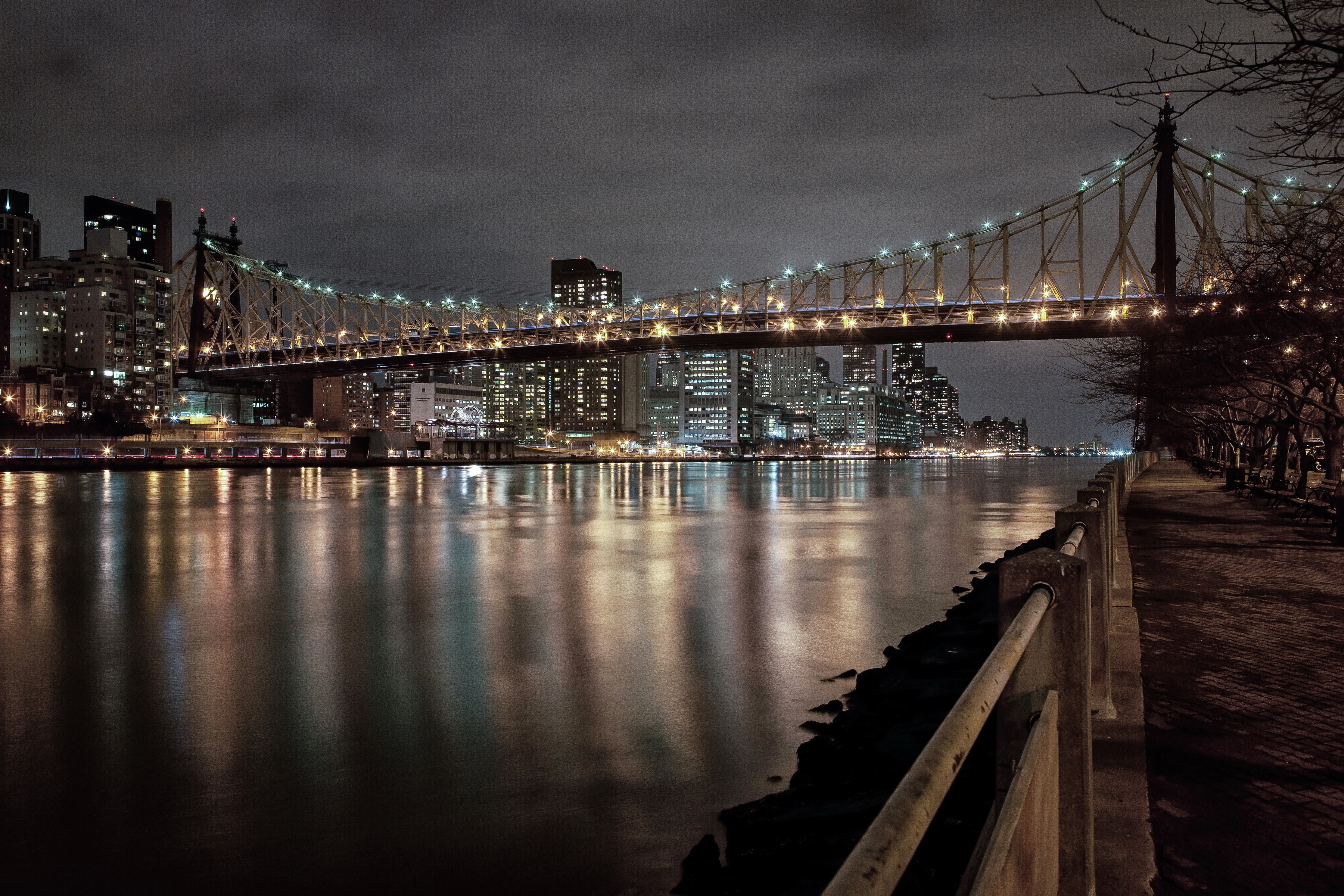 Queensboro Bridge over the East River at Night, New York City HD Wallpaper