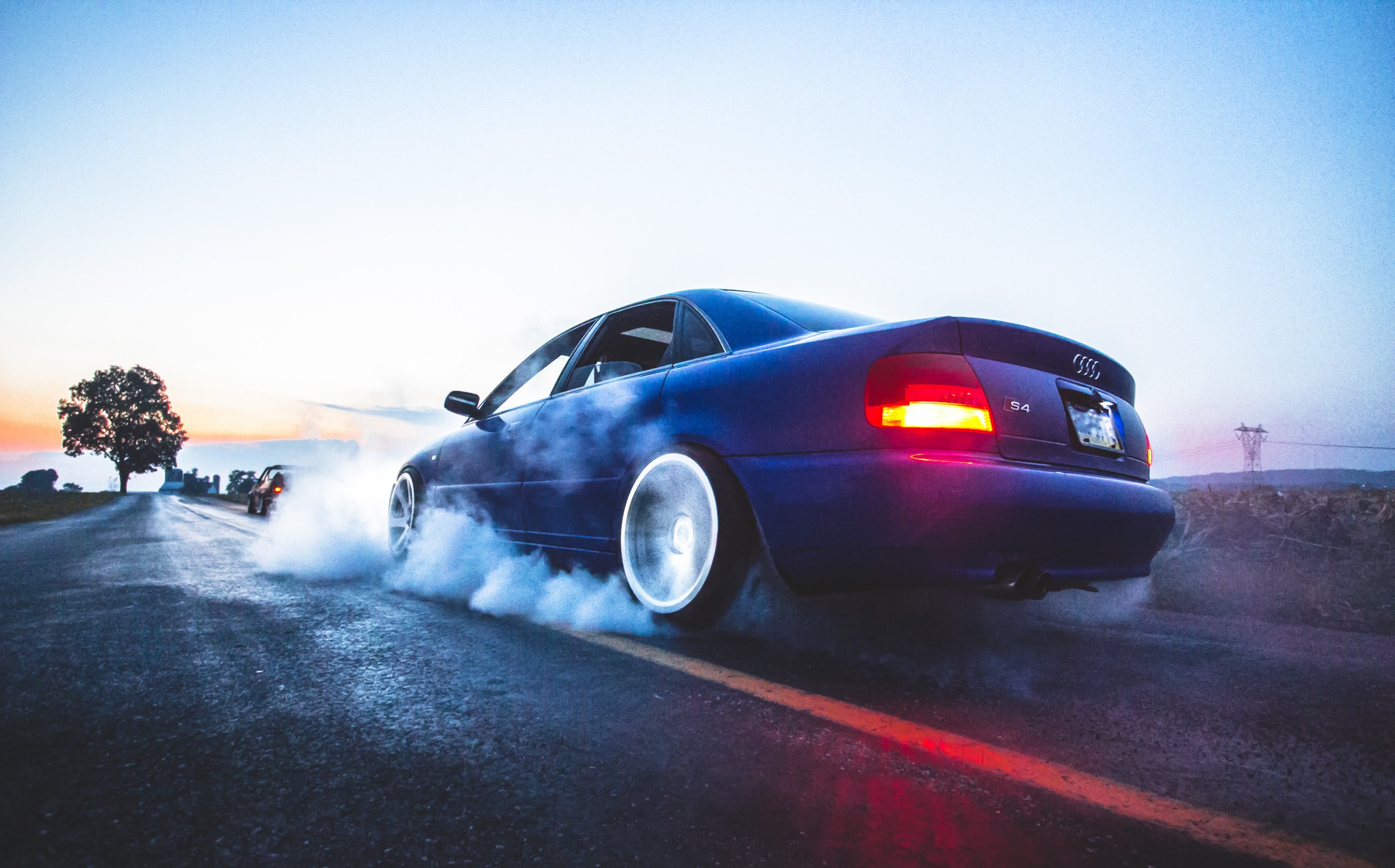 Blue Audi A4 B5 doing a burnout HD Wallpaper
